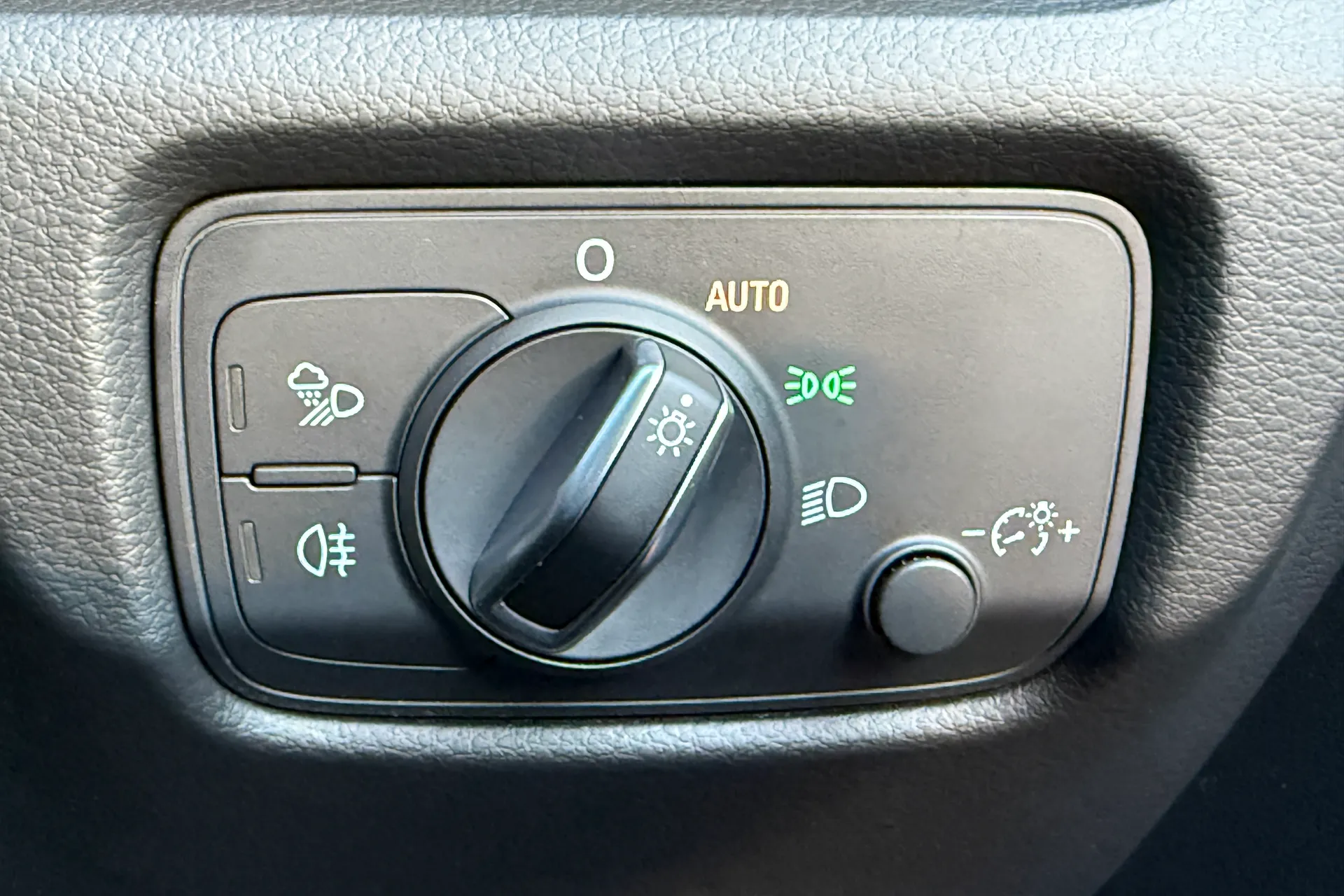 Audi RS3 thumbnail image number 27