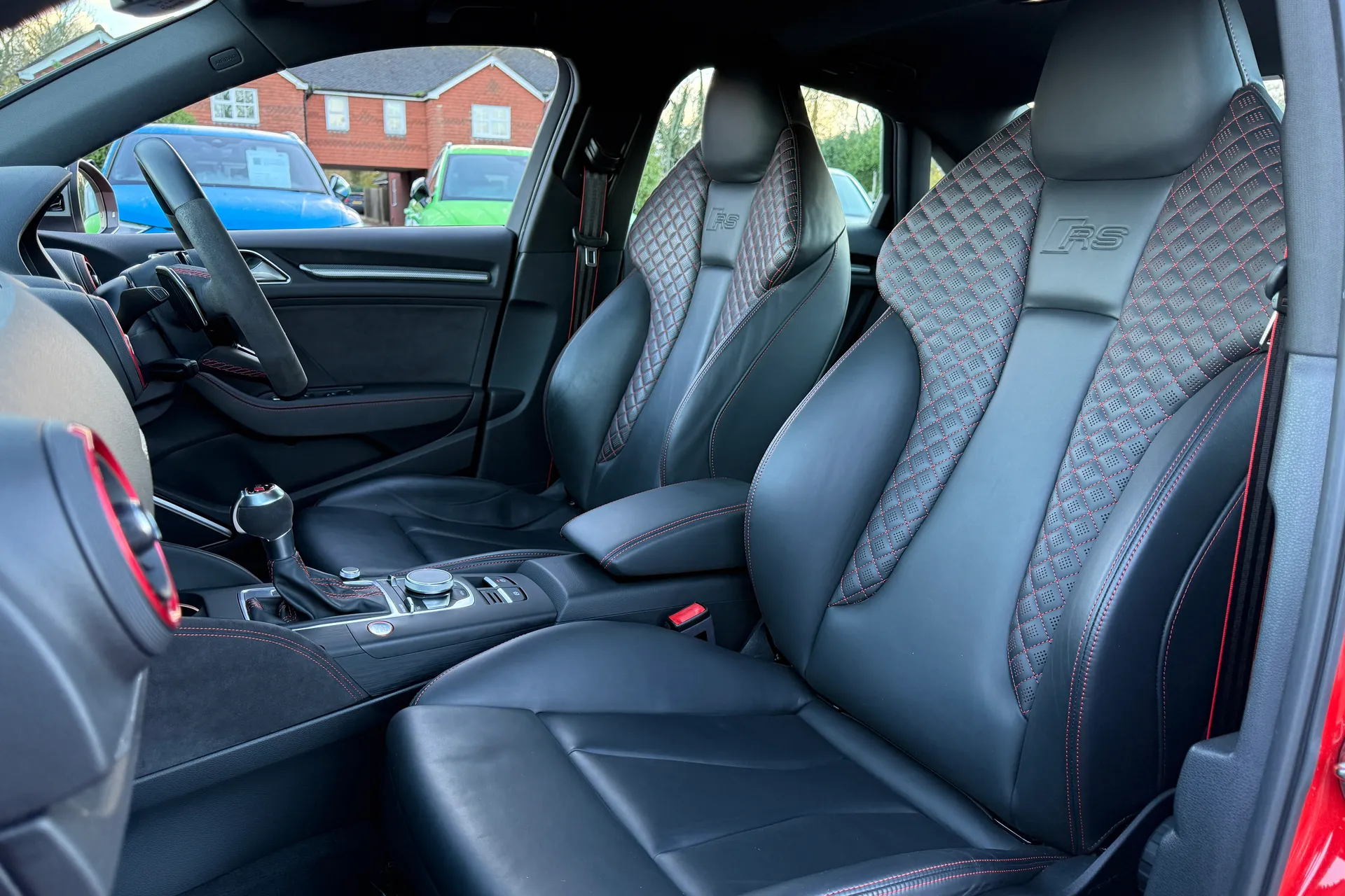 Audi RS3 thumbnail image number 9