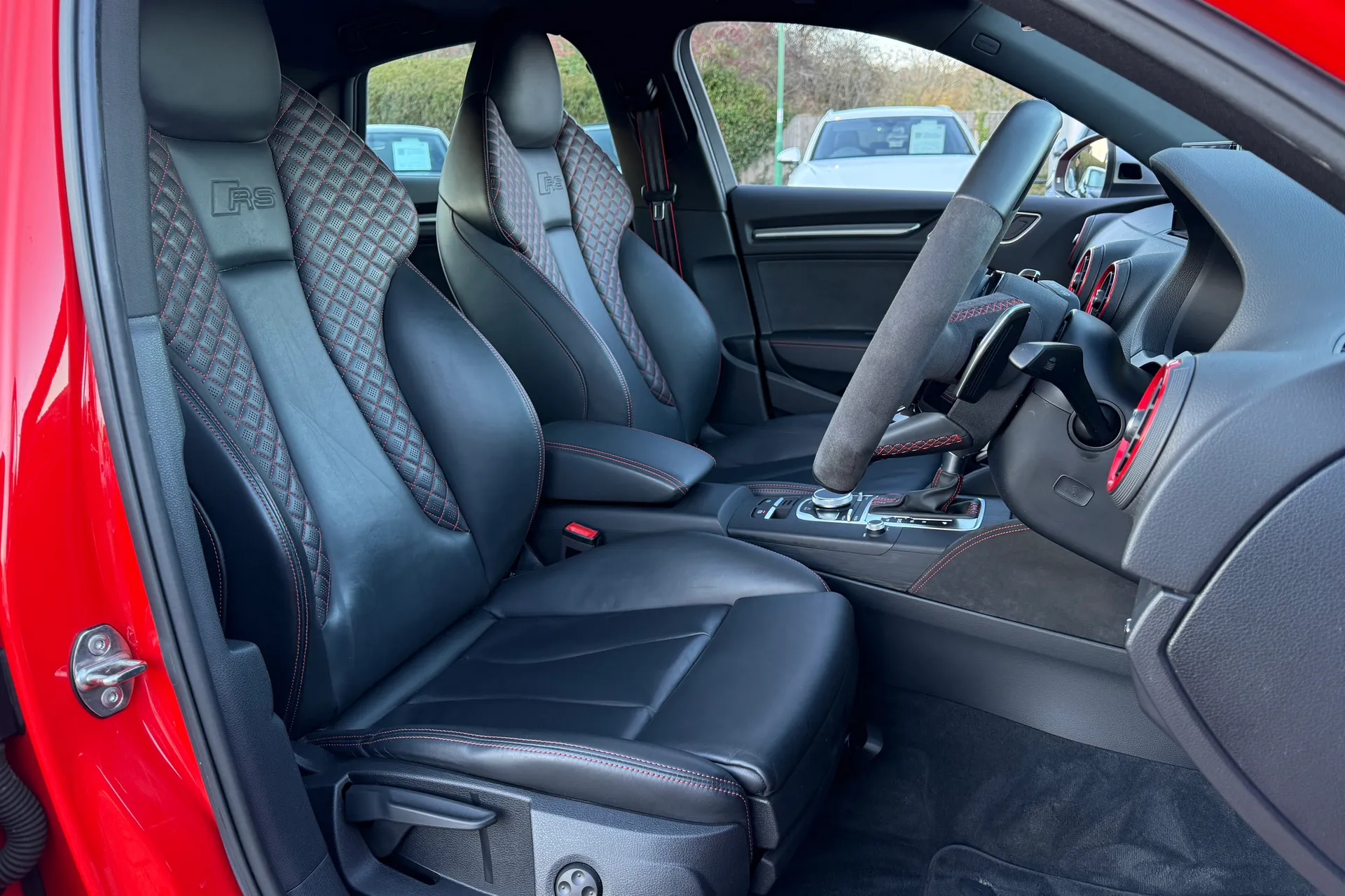 Audi RS3 thumbnail image number 31