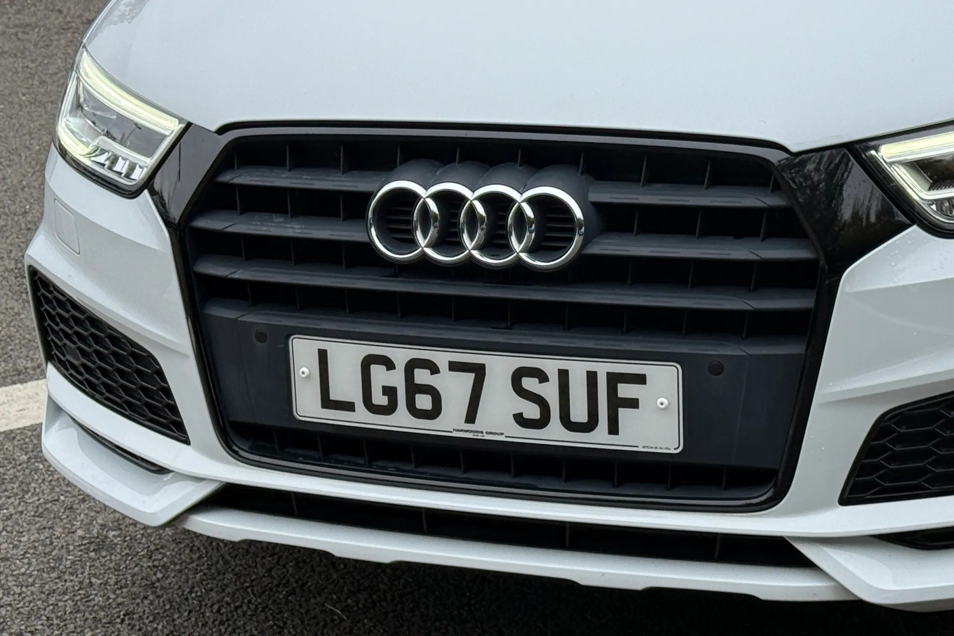 Audi Q3 thumbnail image number 30