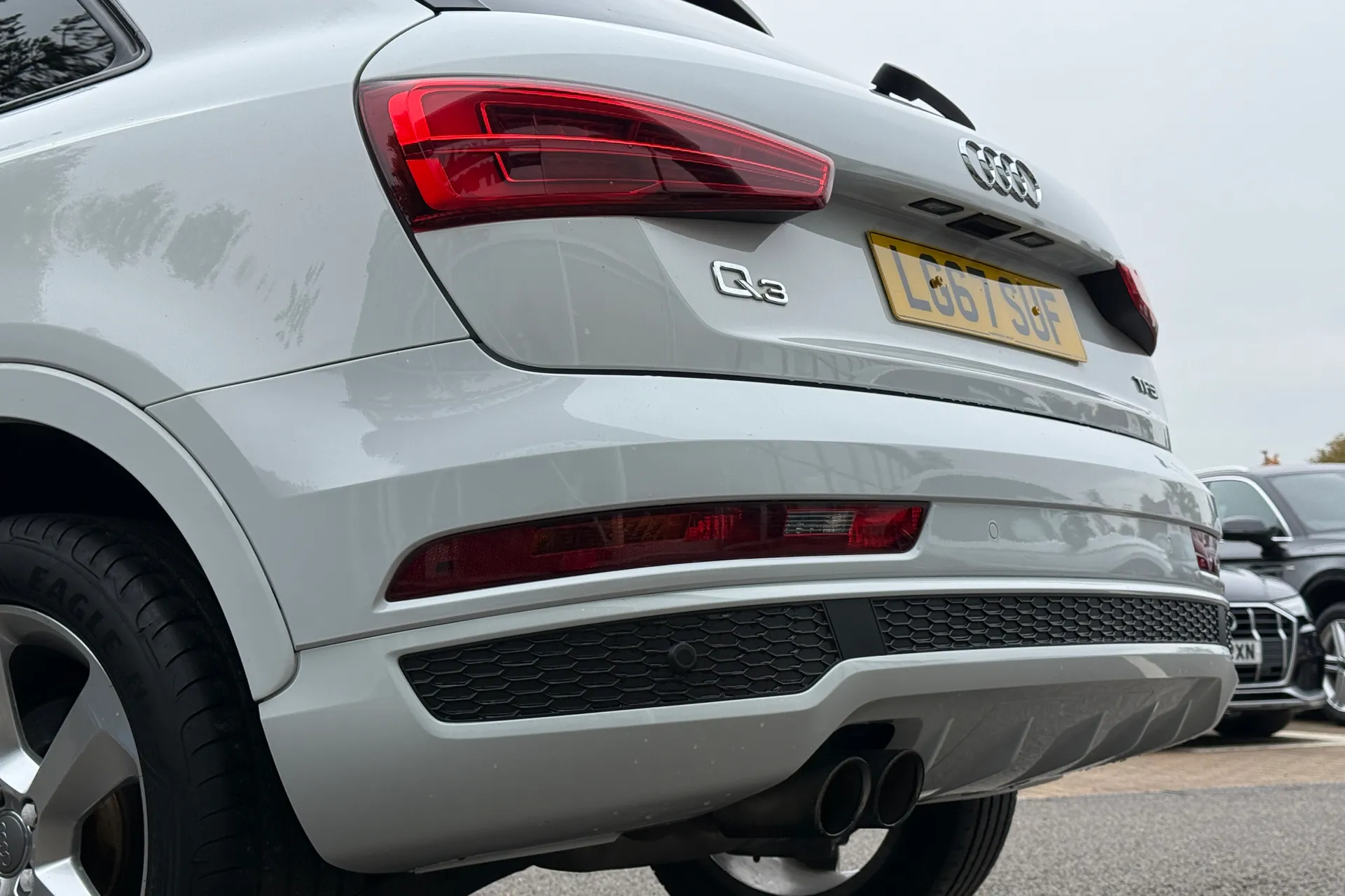 Audi Q3 thumbnail image number 22