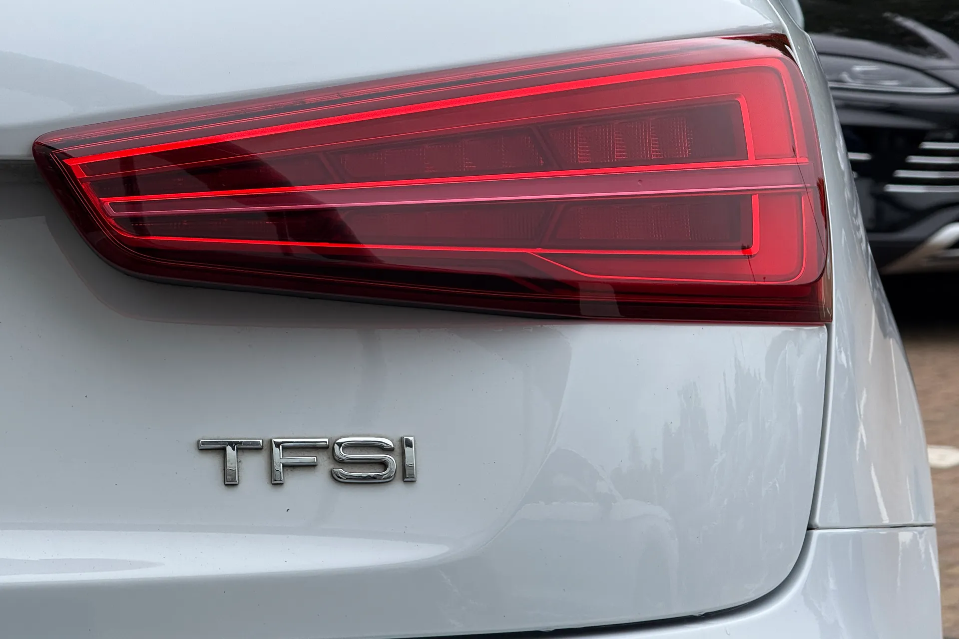 Audi Q3 thumbnail image number 45