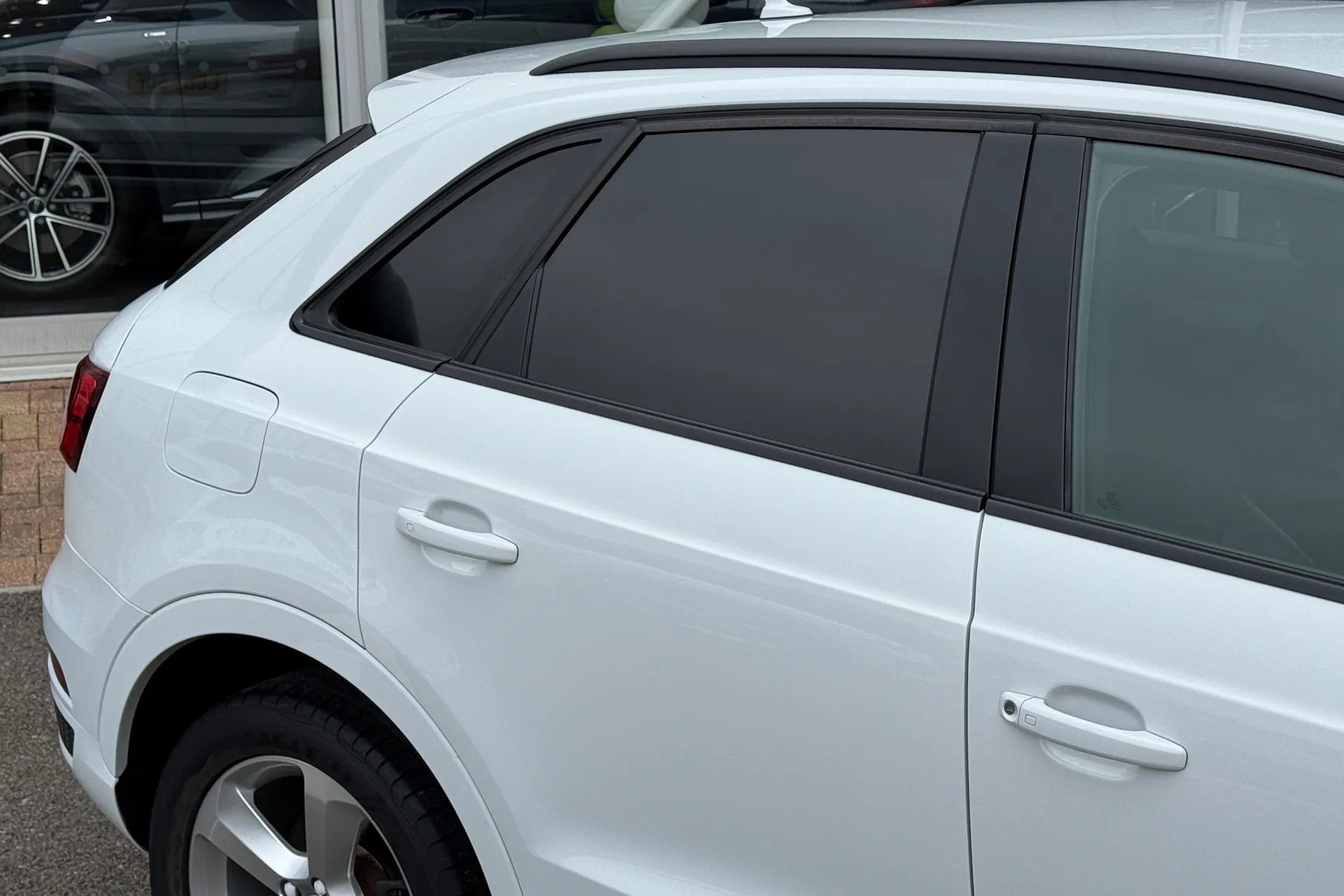 Audi Q3 thumbnail image number 36