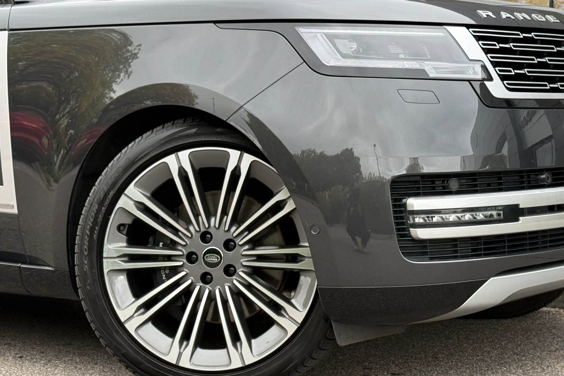 LAND ROVER RANGE ROVER thumbnail image number 15