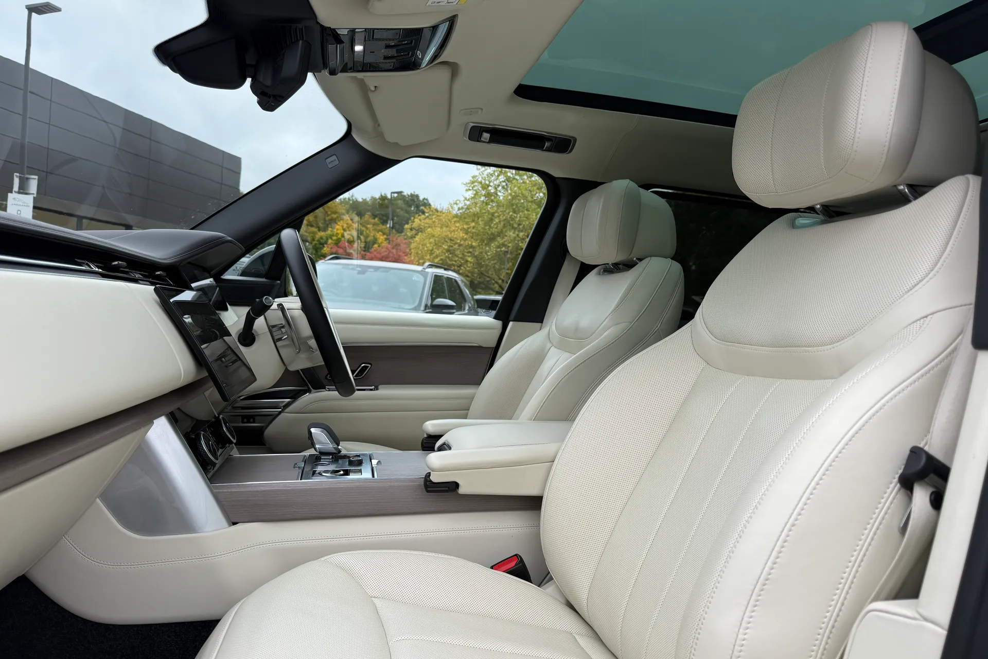 LAND ROVER RANGE ROVER thumbnail image number 63