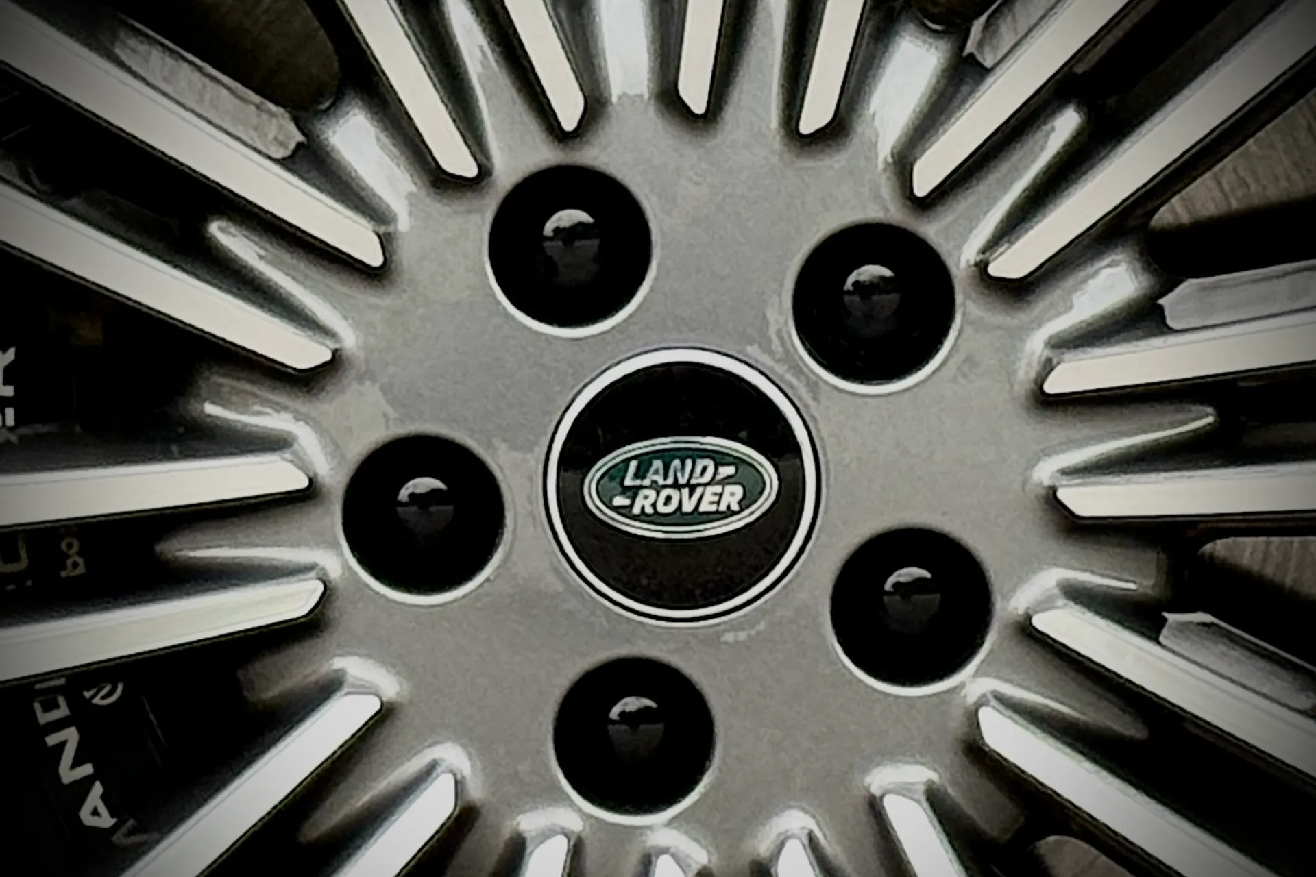 LAND ROVER RANGE ROVER thumbnail image number 25