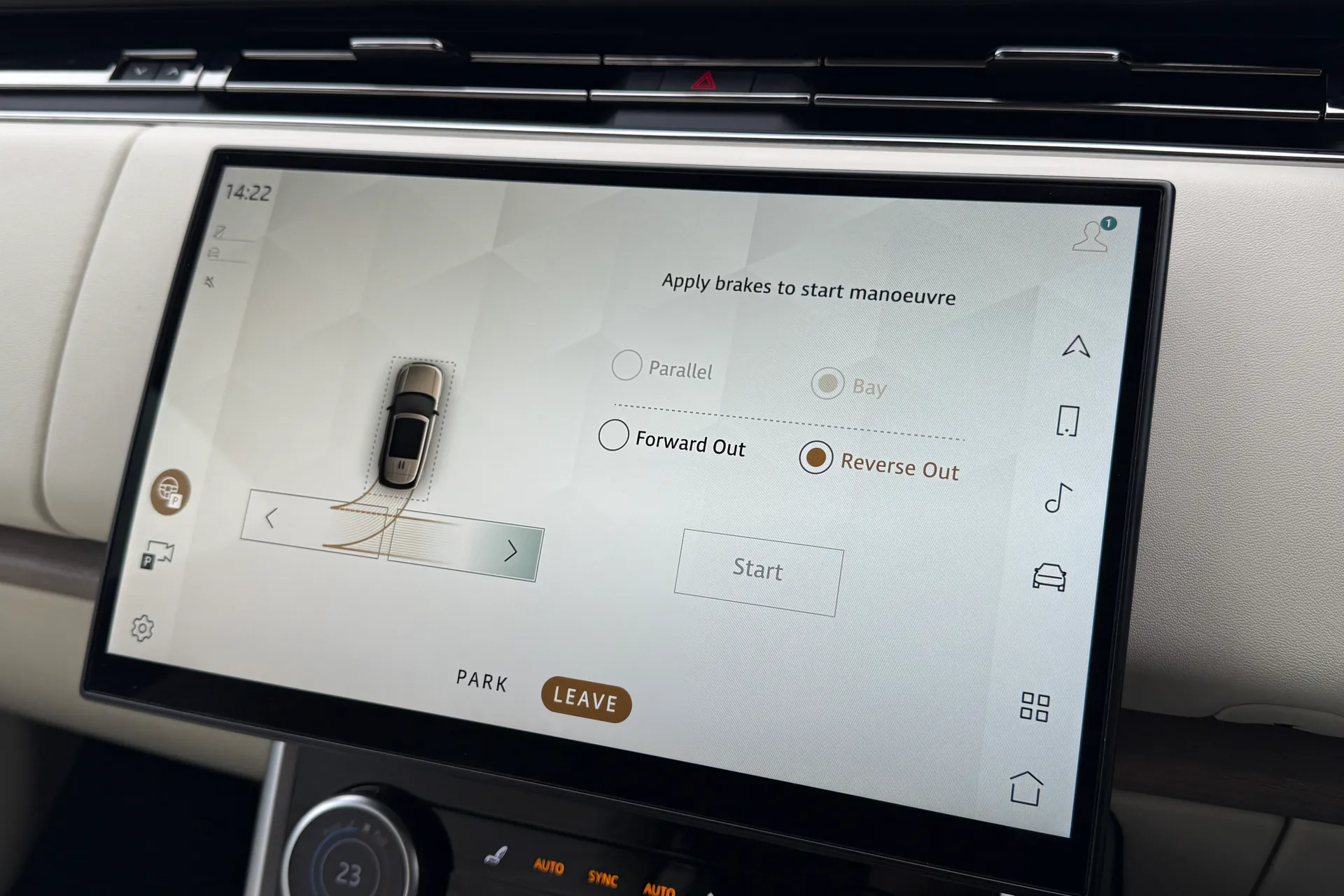 LAND ROVER RANGE ROVER thumbnail image number 12