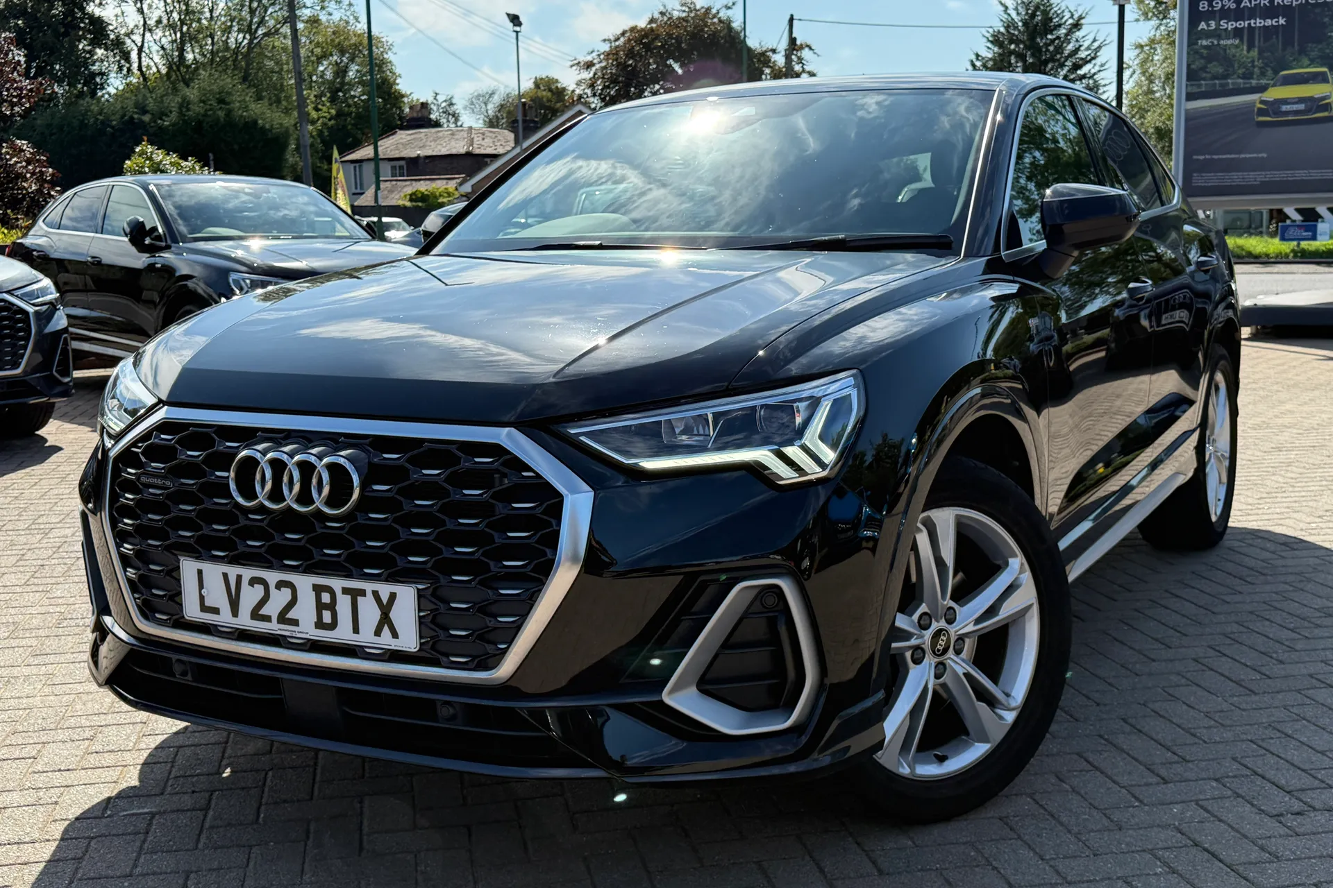 Audi Q3 thumbnail image number 26