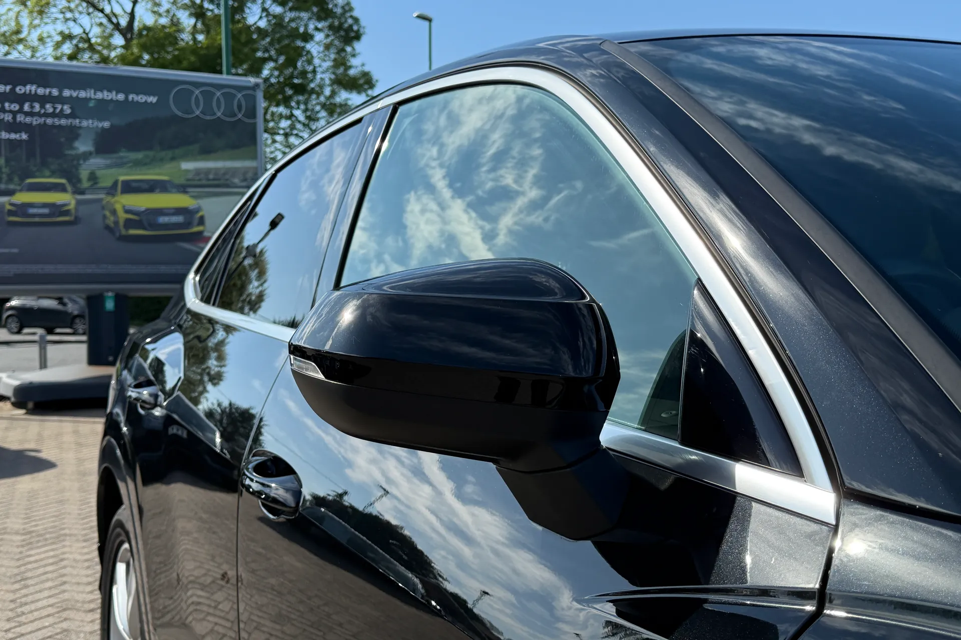 Audi Q3 thumbnail image number 46