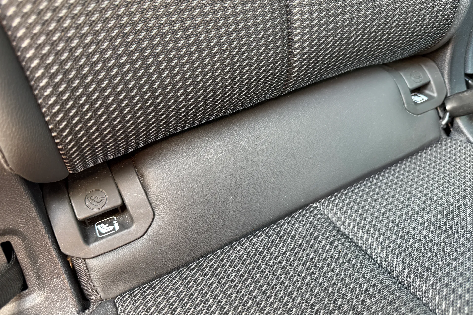 Audi Q3 thumbnail image number 41