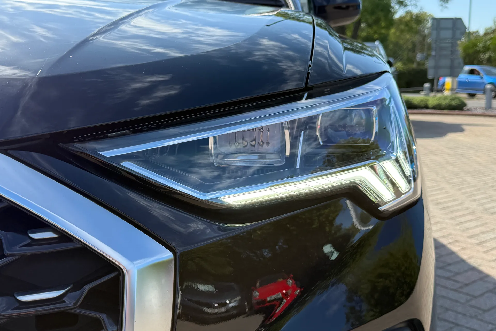 Audi Q3 thumbnail image number 51