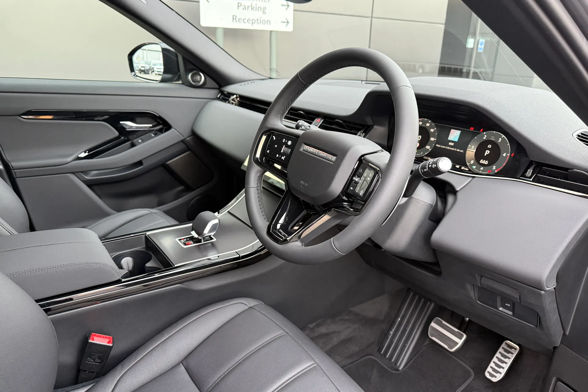 LAND ROVER RANGE ROVER EVOQUE thumbnail image number 14