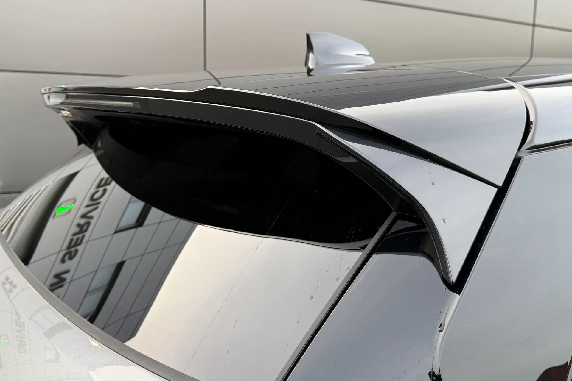 LAND ROVER RANGE ROVER EVOQUE thumbnail image number 36