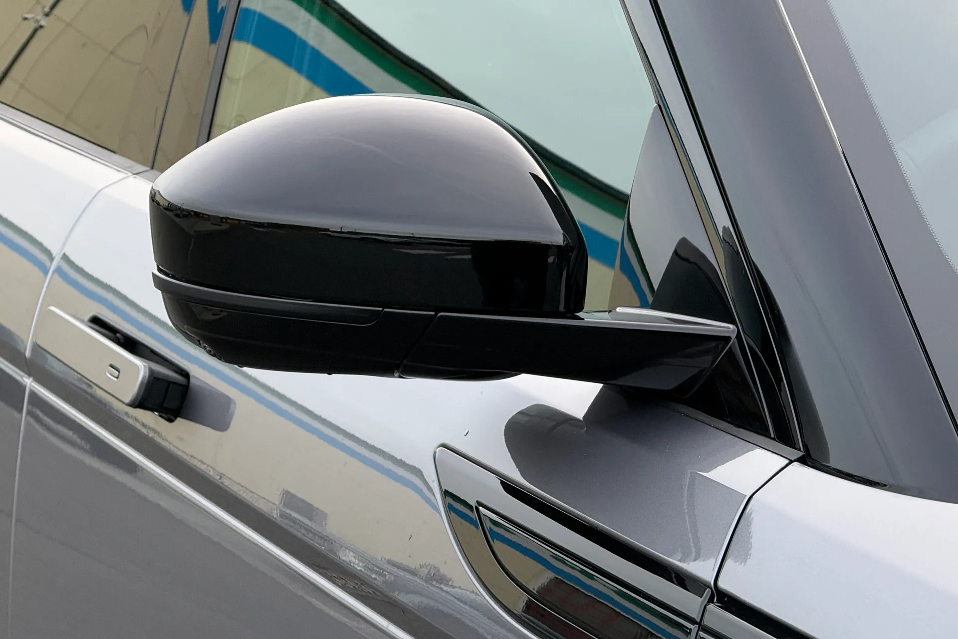 LAND ROVER RANGE ROVER EVOQUE thumbnail image number 32