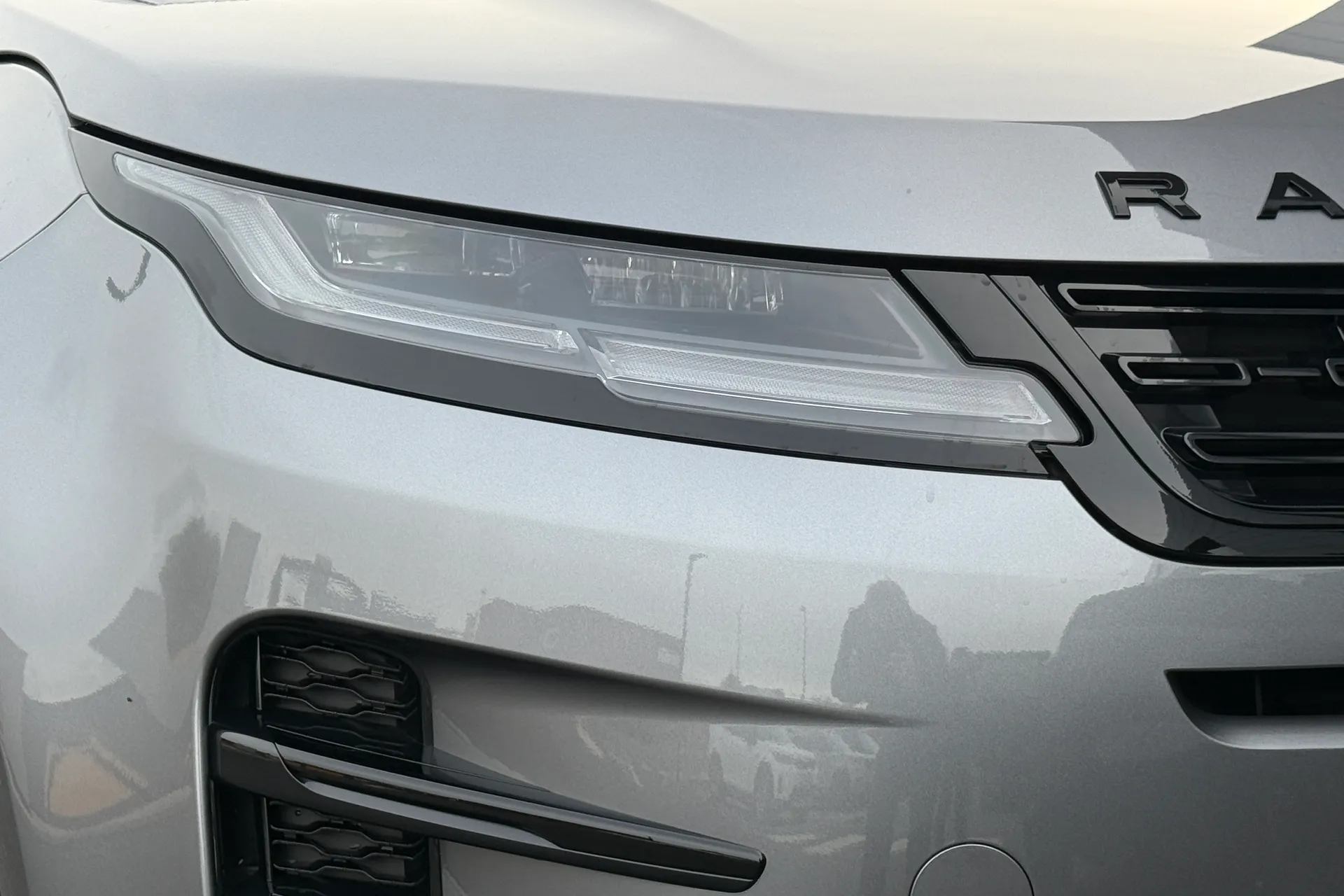 LAND ROVER RANGE ROVER EVOQUE thumbnail image number 22