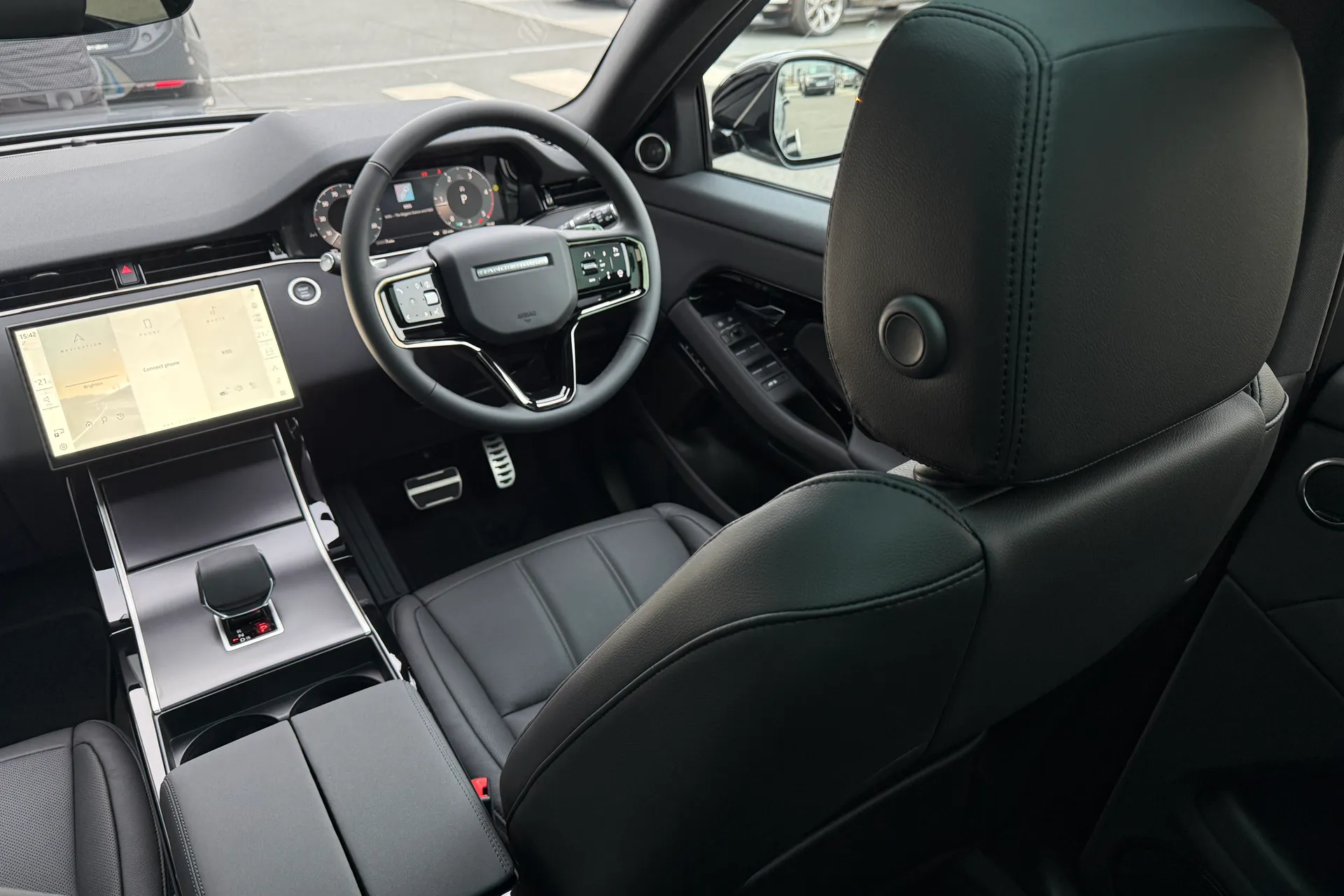 LAND ROVER RANGE ROVER EVOQUE thumbnail image number 35