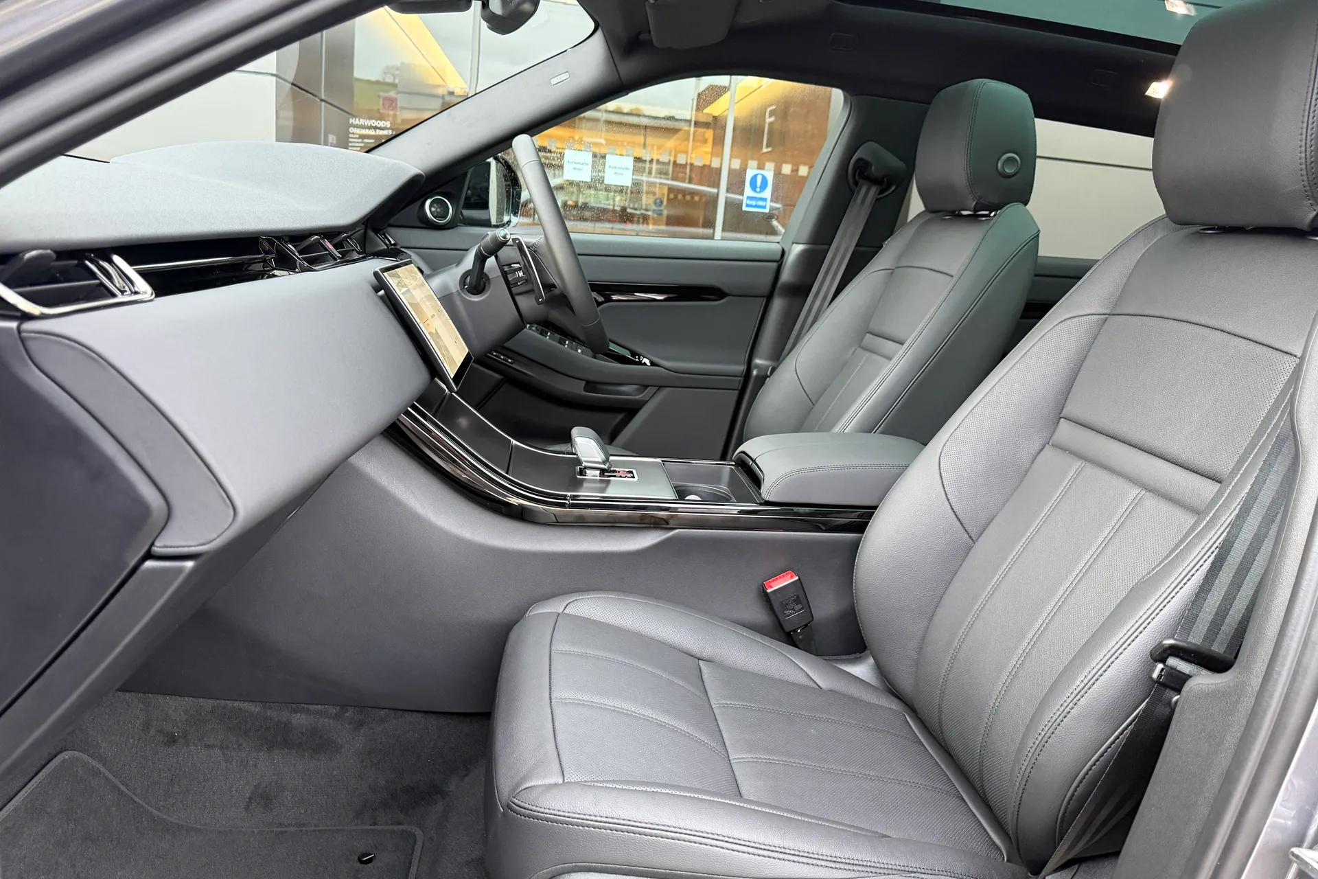 LAND ROVER RANGE ROVER EVOQUE thumbnail image number 45