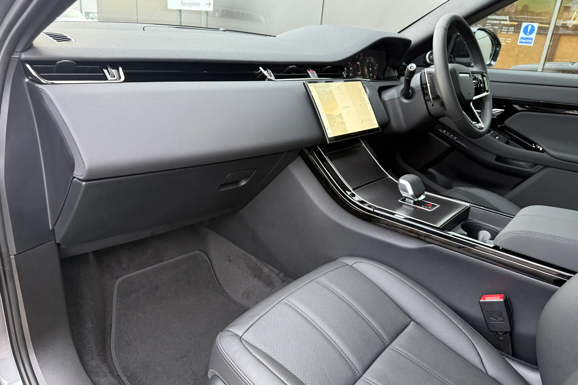 LAND ROVER RANGE ROVER EVOQUE thumbnail image number 44