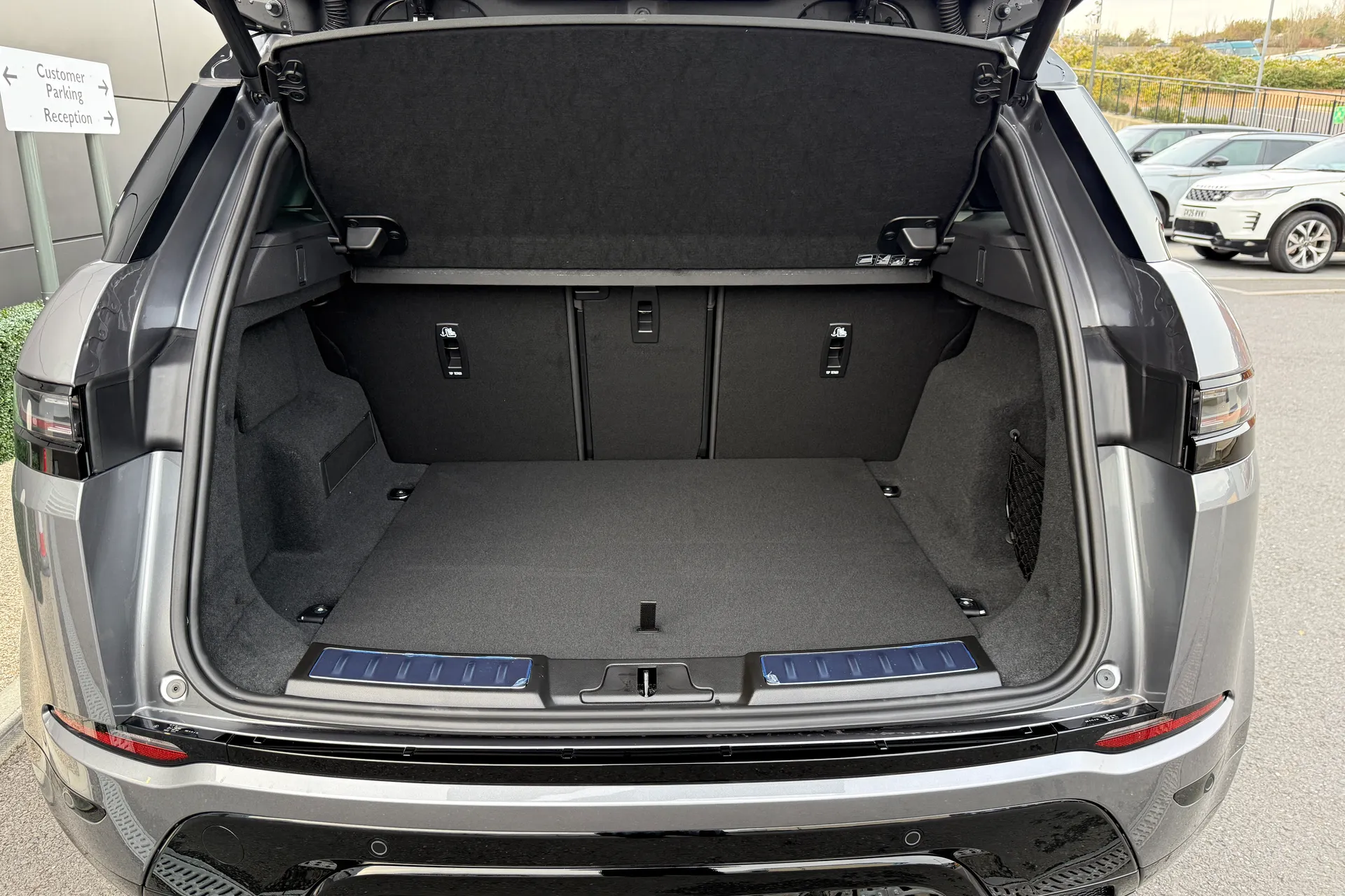 LAND ROVER RANGE ROVER EVOQUE thumbnail image number 38