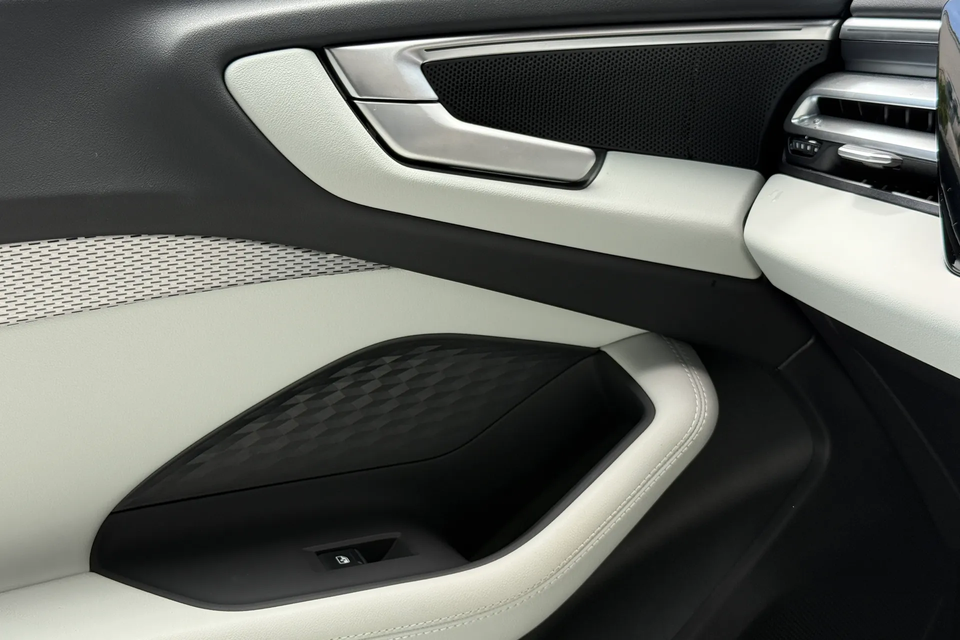 Audi A5 Avant thumbnail image number 27