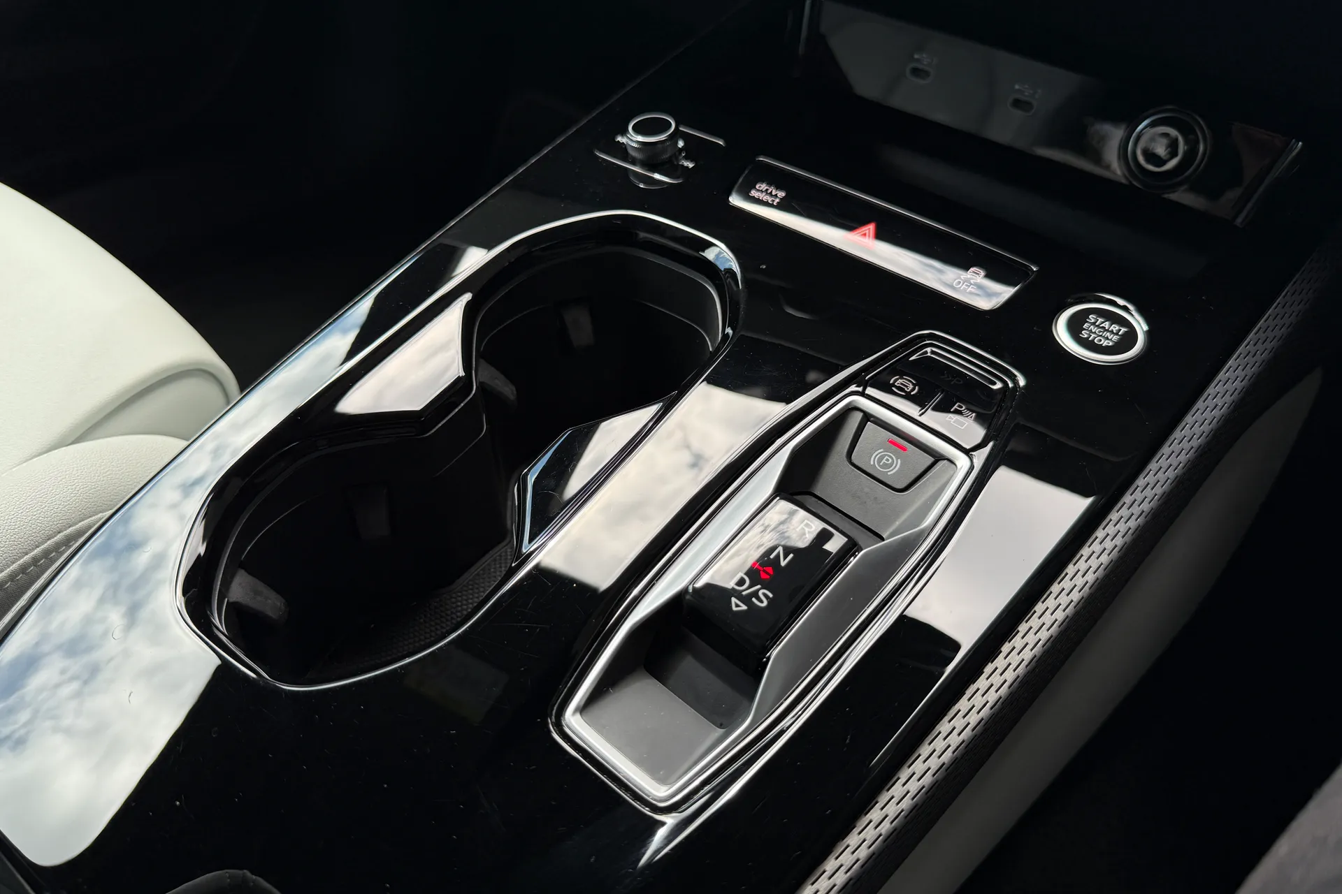 Audi A5 Avant thumbnail image number 24