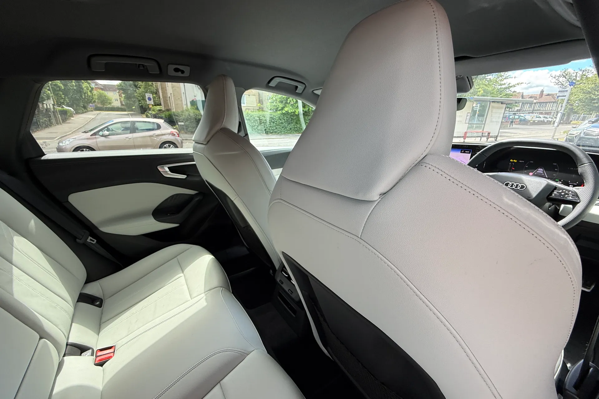 Audi A5 Avant thumbnail image number 35