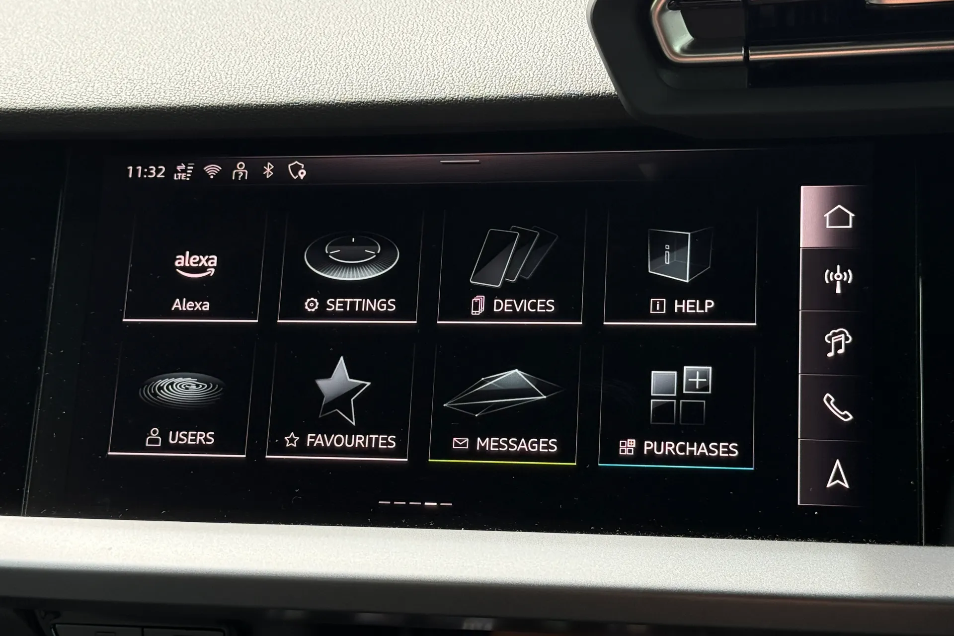 Audi A3 thumbnail image number 28