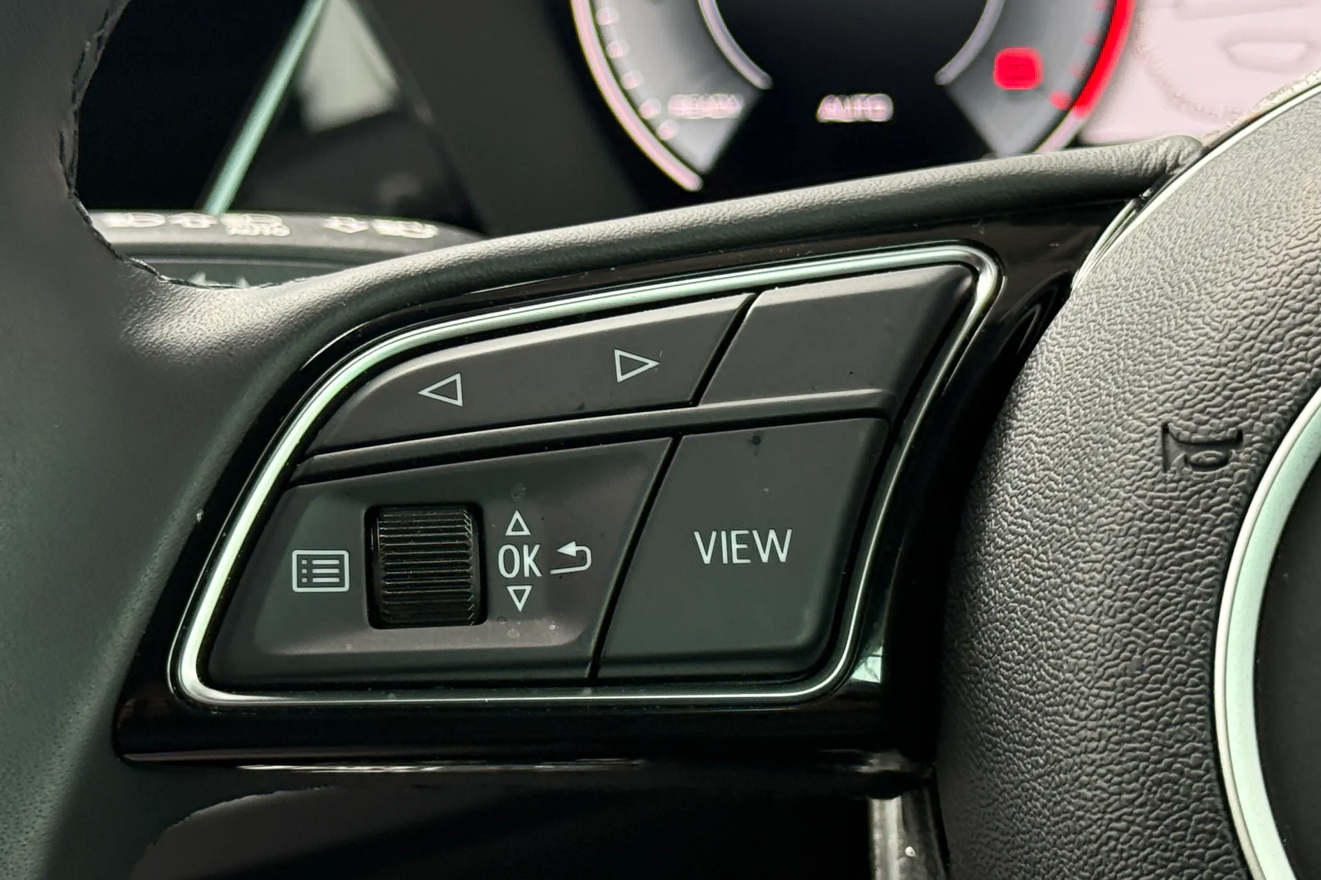 Audi A3 thumbnail image number 17