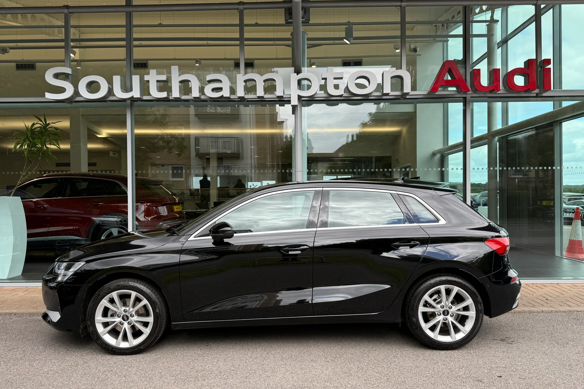Audi A3 thumbnail image number 54