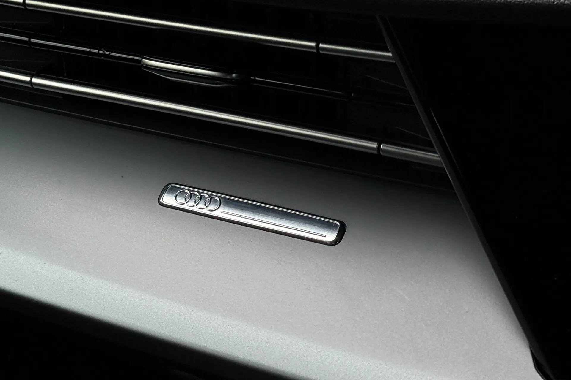 Audi A3 thumbnail image number 30