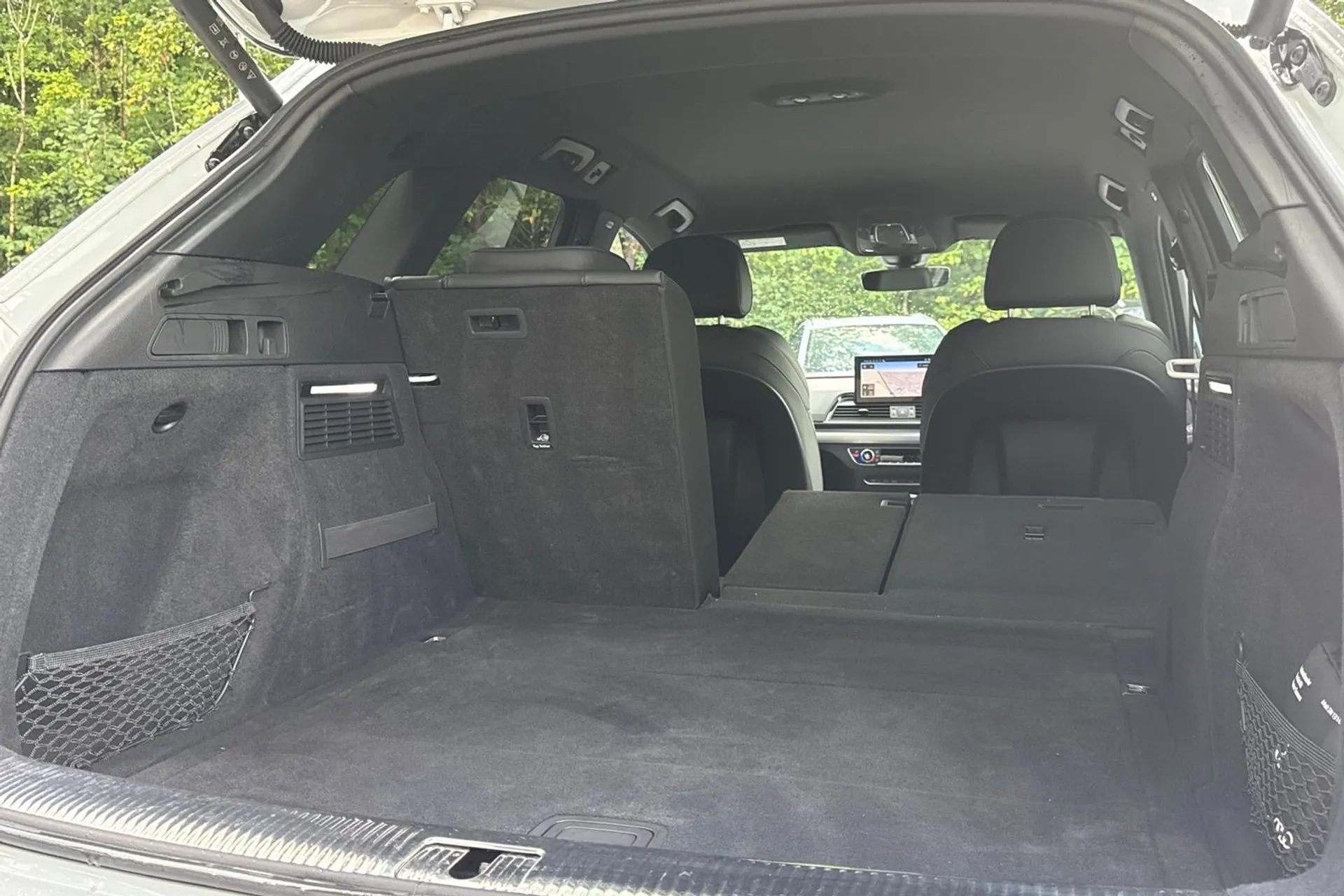 Audi Q5 thumbnail image number 28