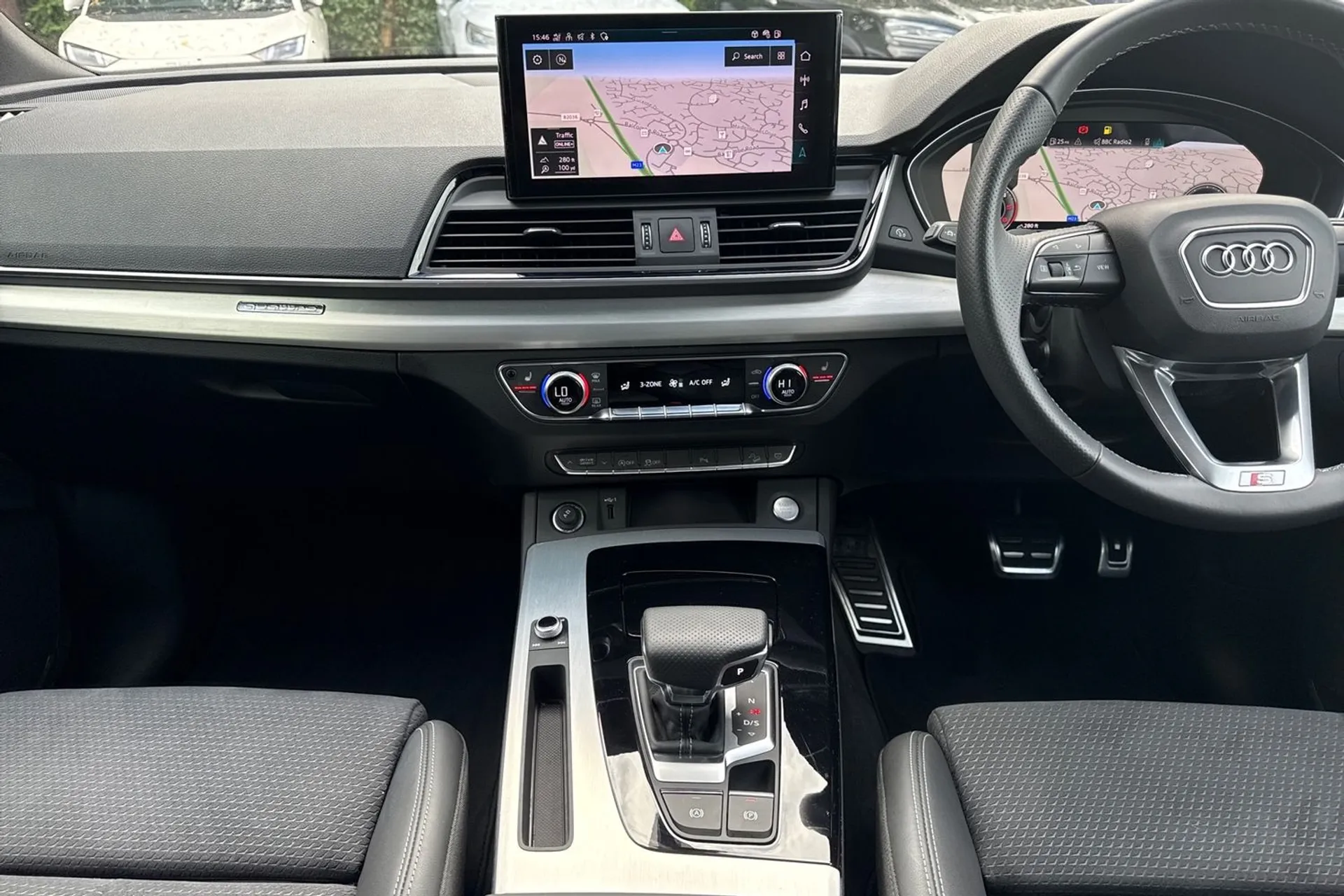 Audi Q5 thumbnail image number 40