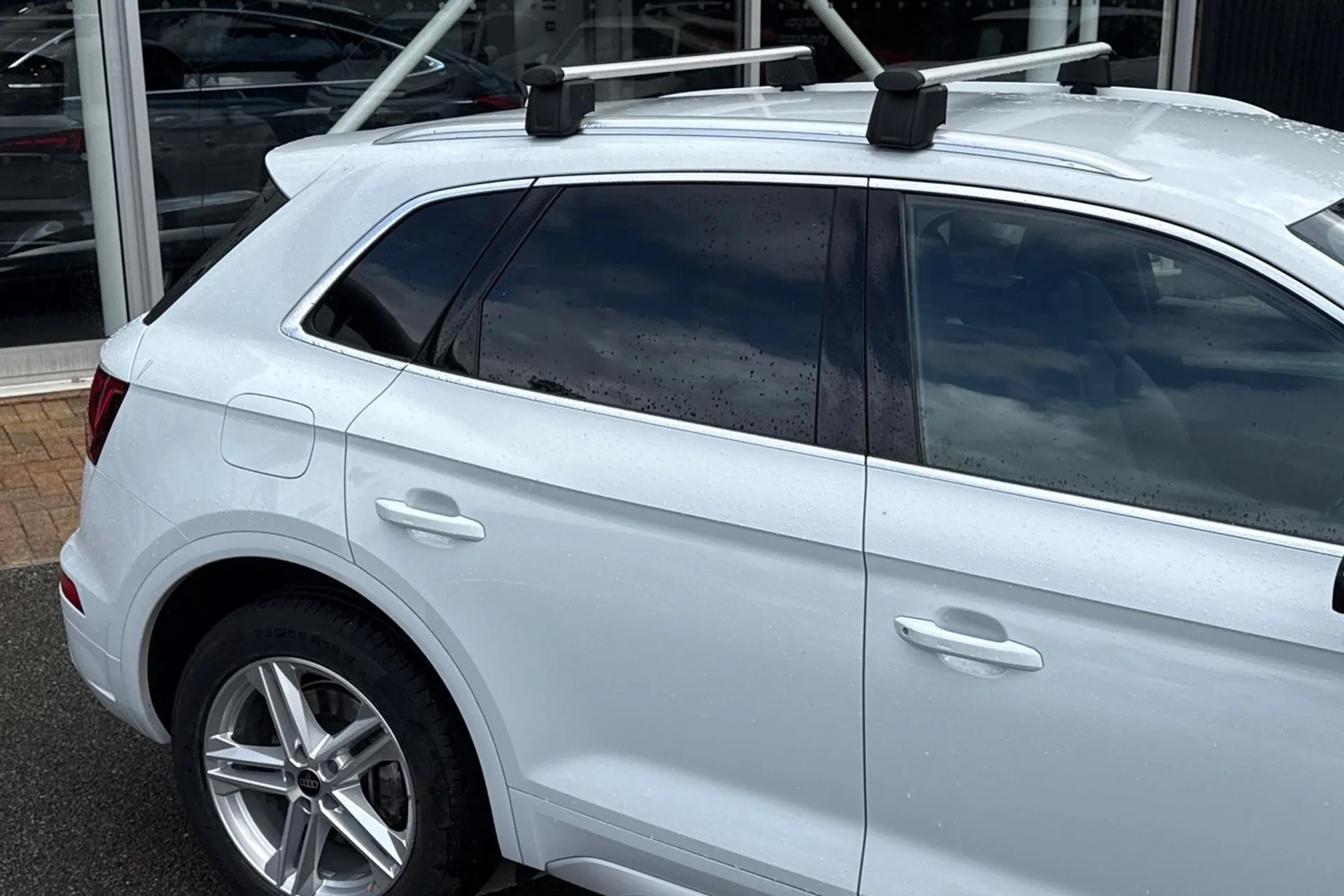 Audi Q5 thumbnail image number 20