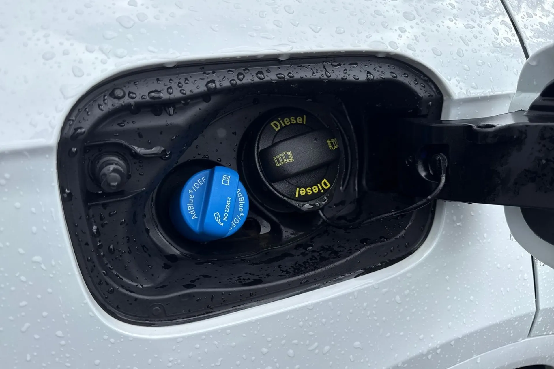 Audi Q5 thumbnail image number 24