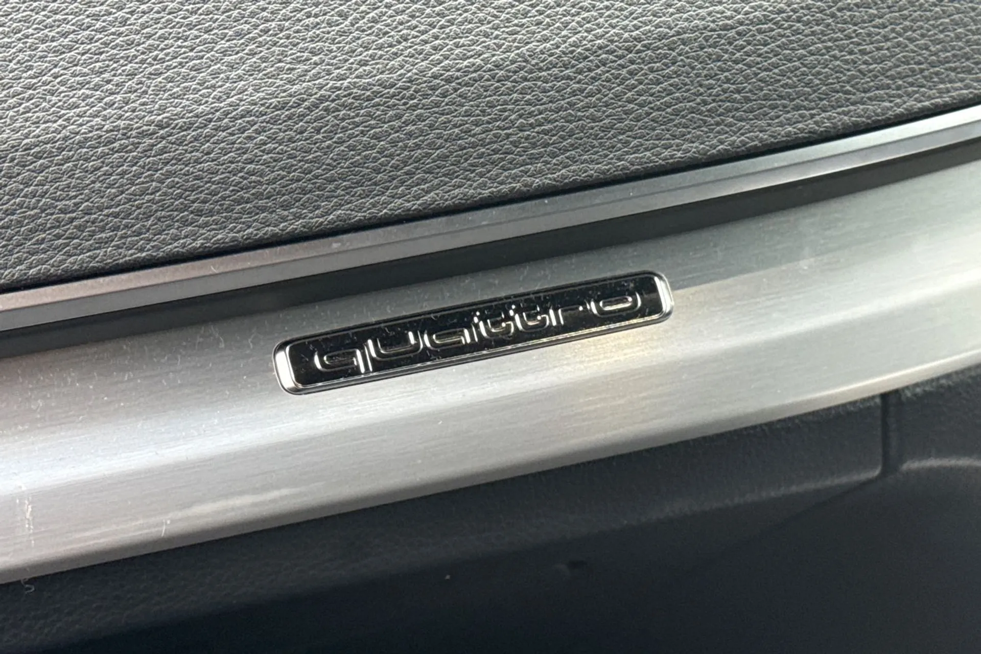 Audi Q5 thumbnail image number 50