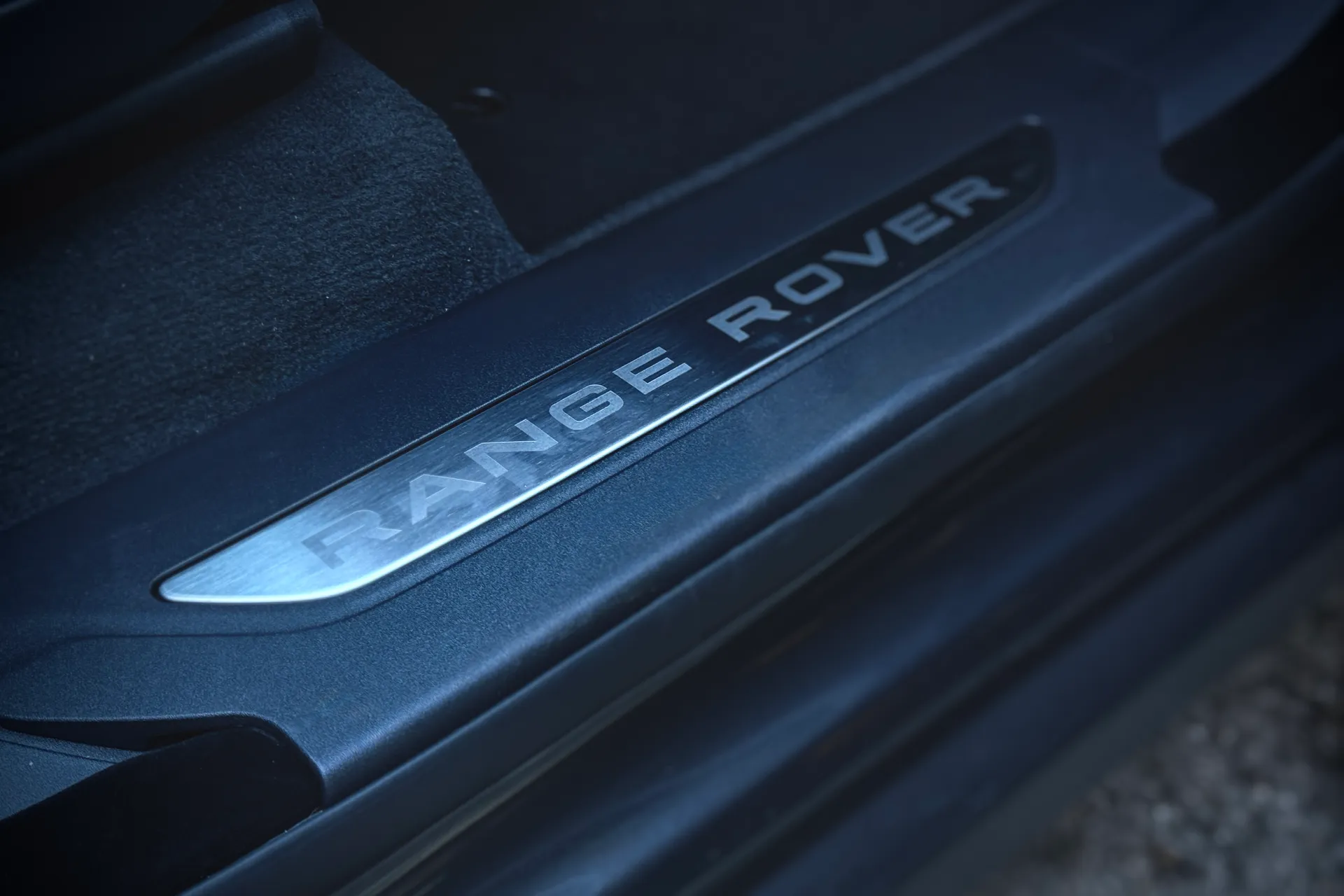 LAND ROVER RANGE ROVER VELAR thumbnail image number 45