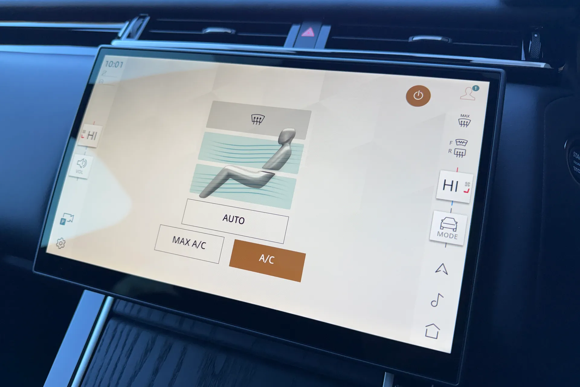 LAND ROVER RANGE ROVER VELAR thumbnail image number 60