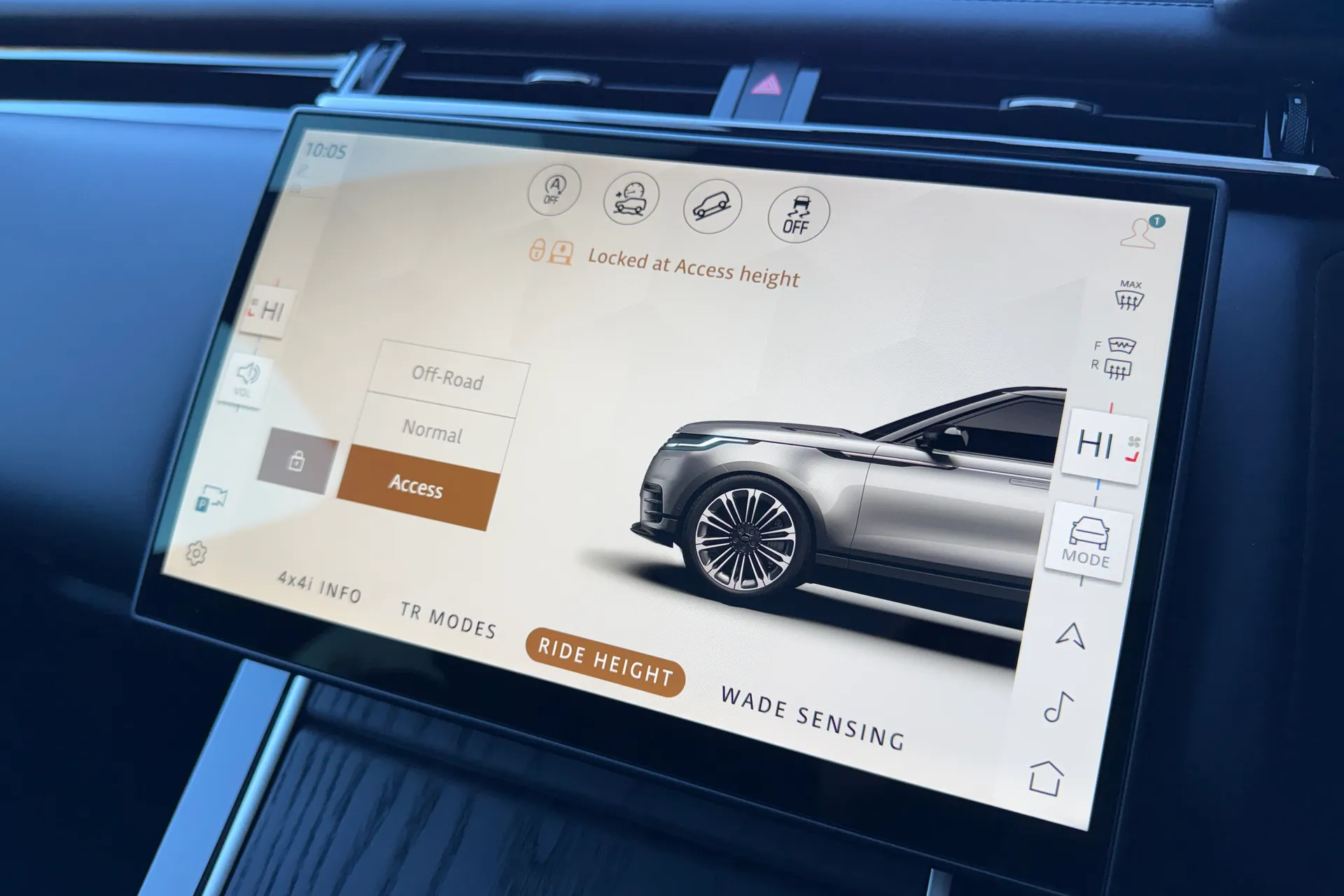 LAND ROVER RANGE ROVER VELAR thumbnail image number 63