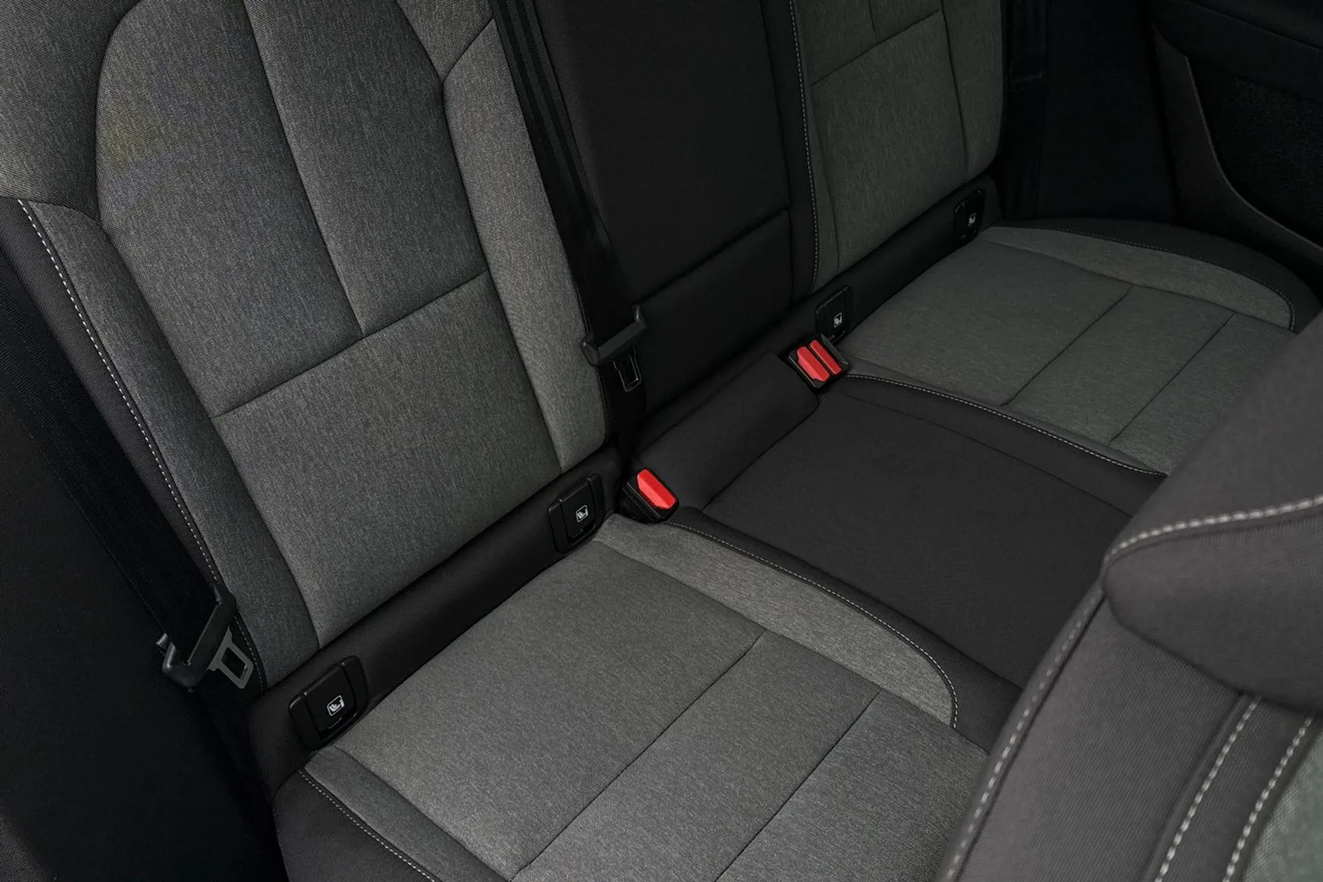 Volvo XC40 thumbnail image number 24