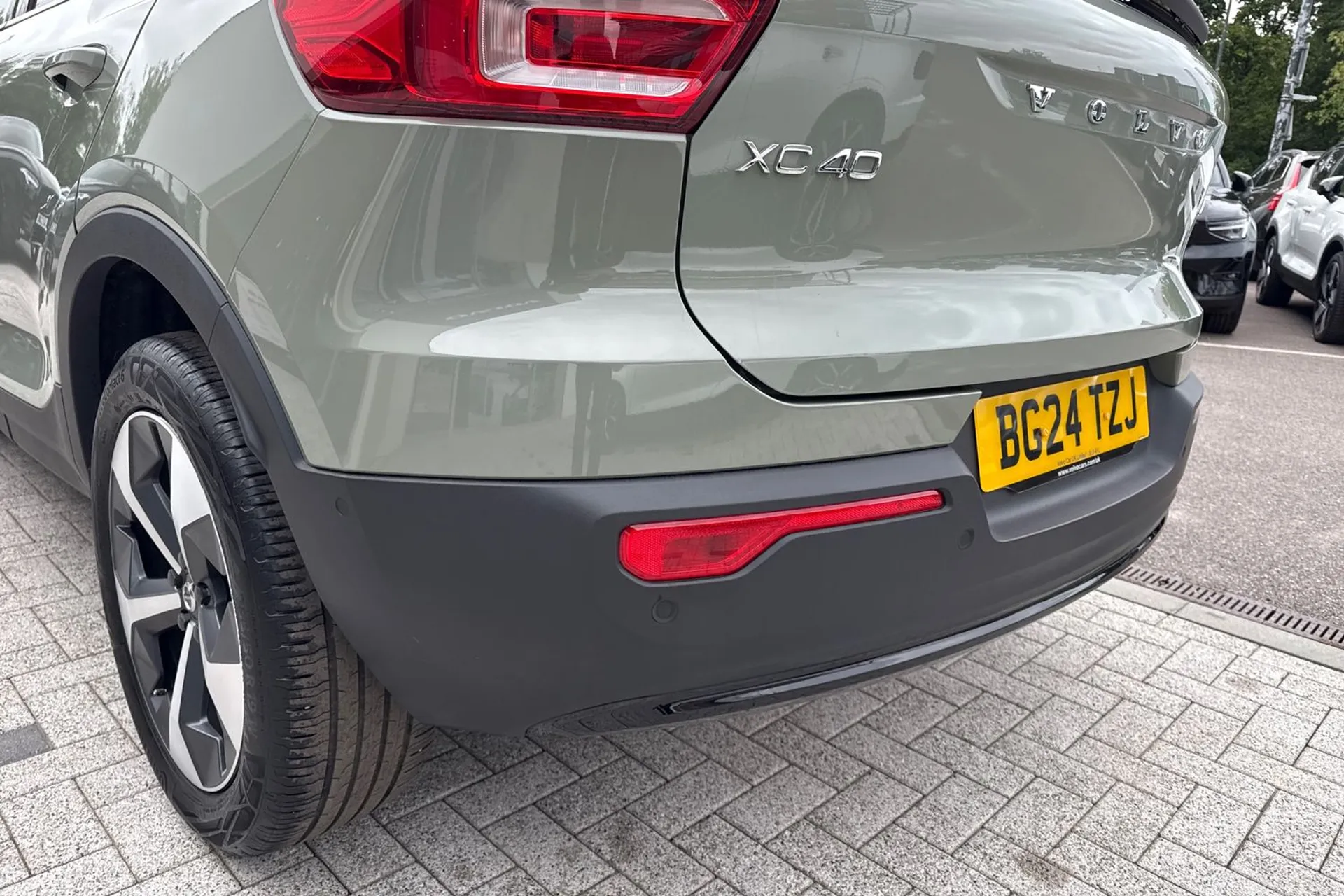 Volvo XC40 thumbnail image number 17