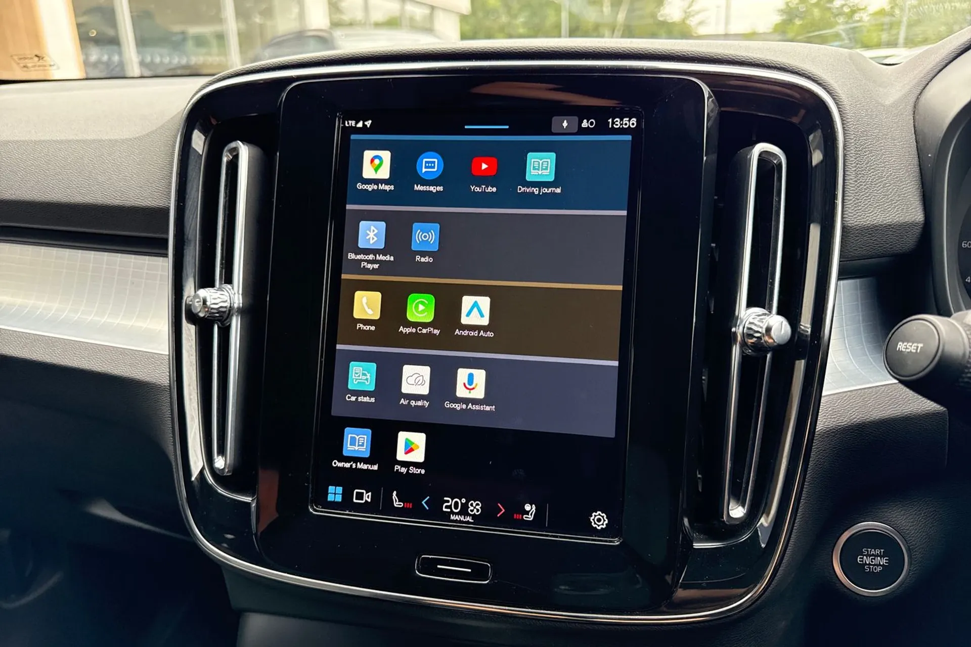 Volvo XC40 thumbnail image number 43