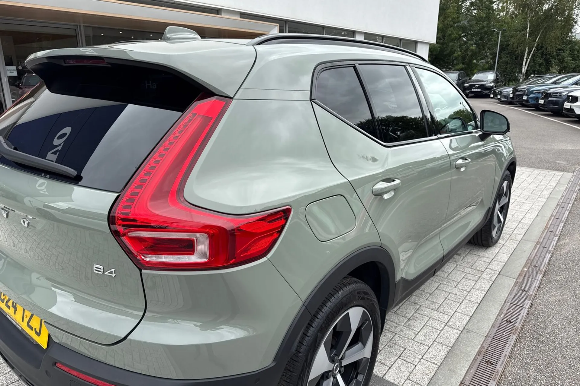 Volvo XC40 thumbnail image number 14