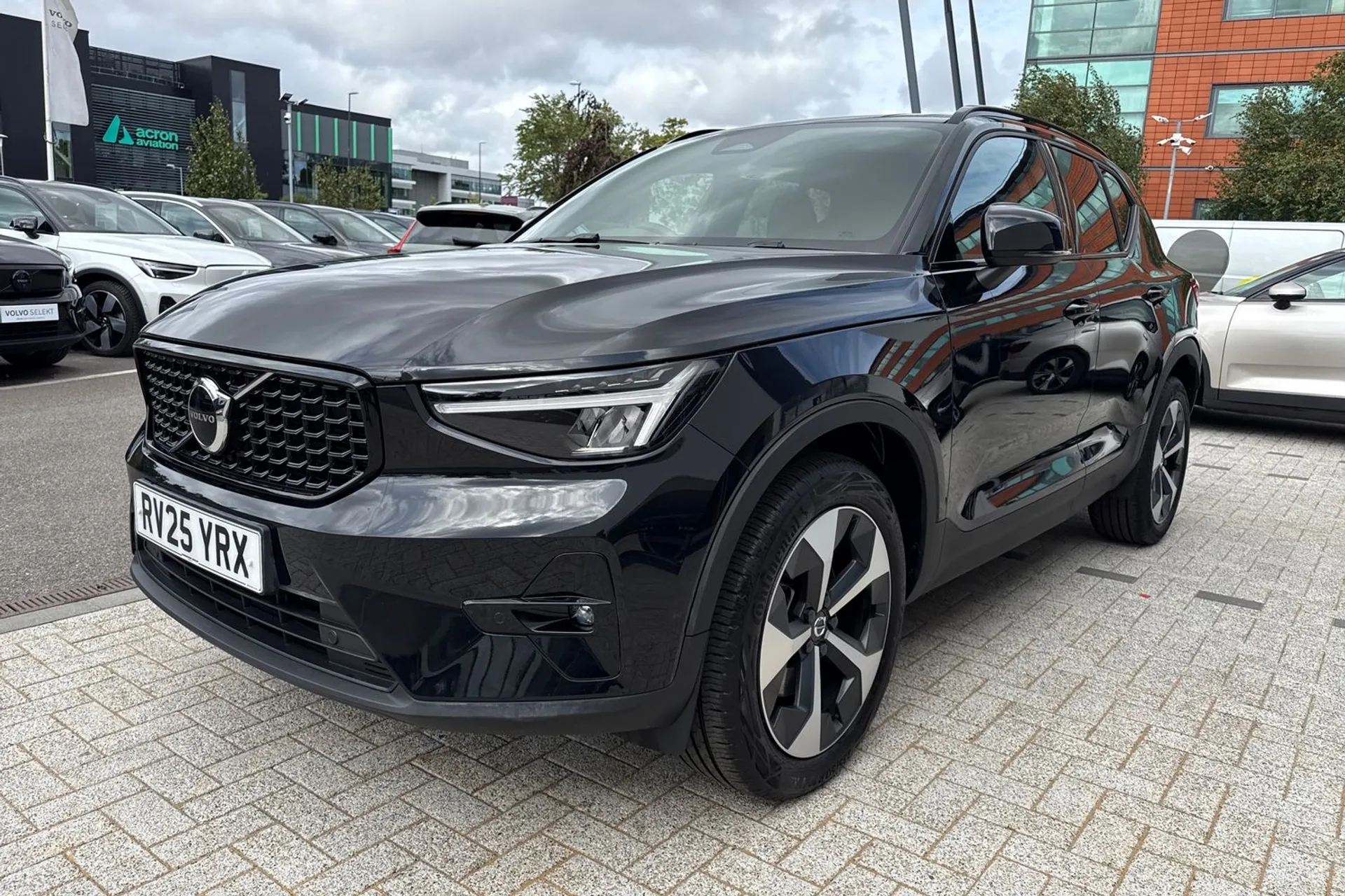 Volvo XC40 thumbnail image number 11
