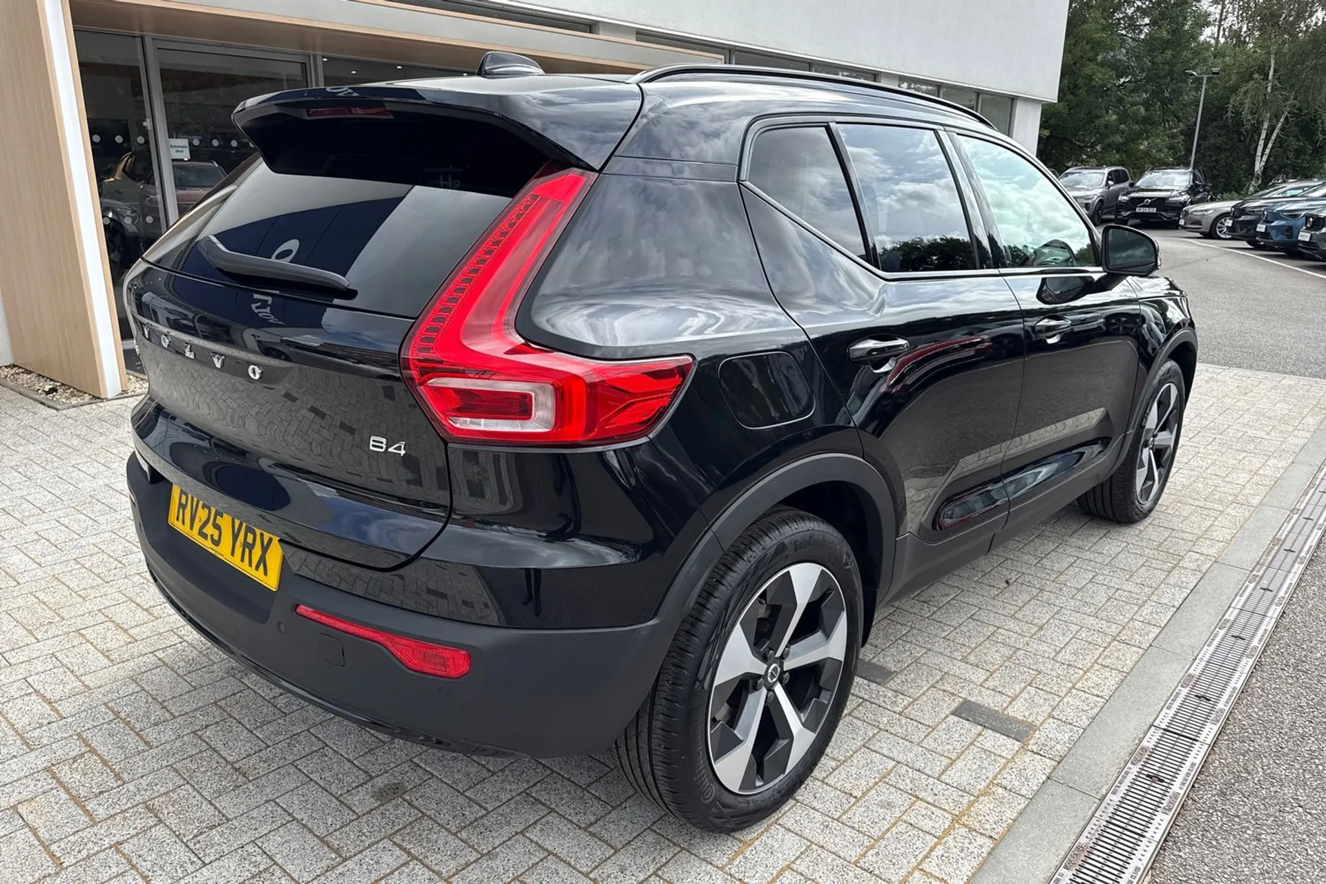 Volvo XC40 thumbnail image number 7