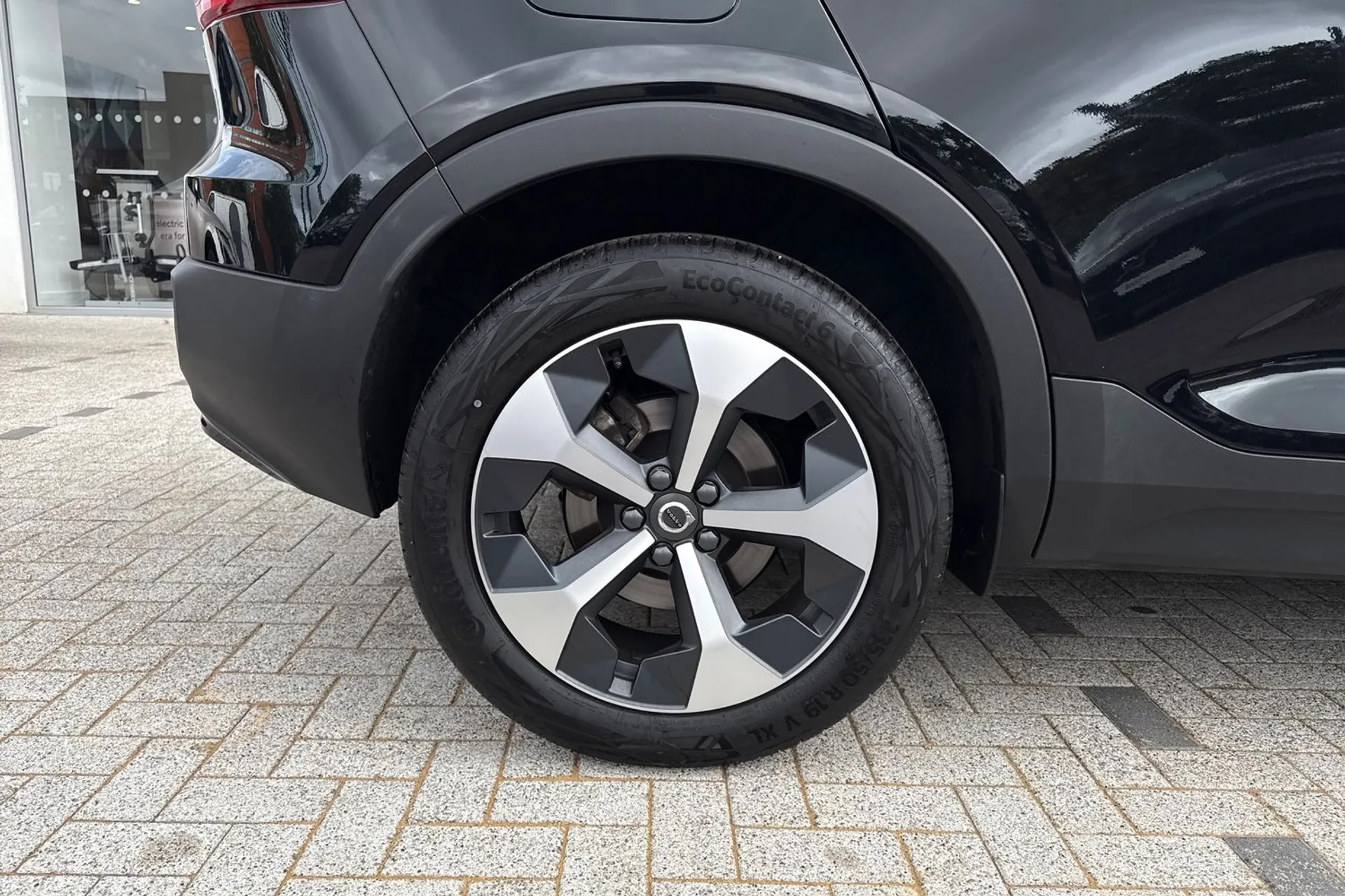 Volvo XC40 thumbnail image number 13