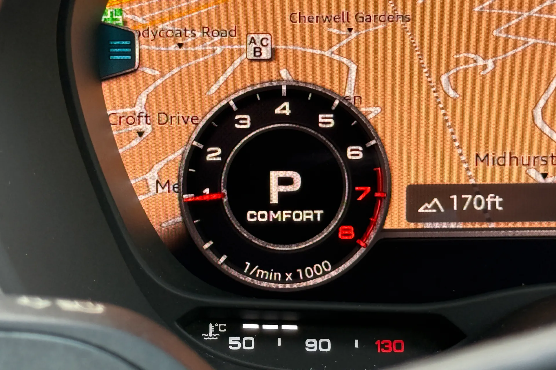 Audi Q2 thumbnail image number 25