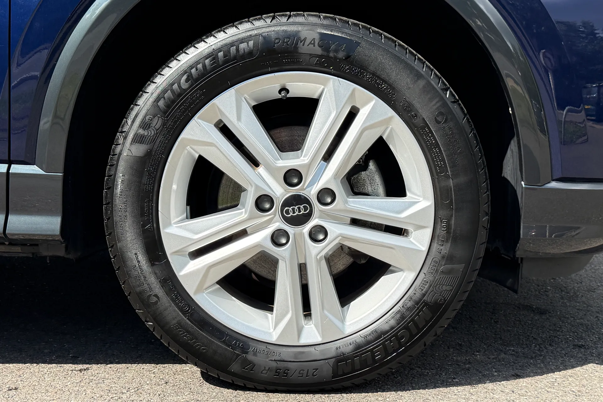 Audi Q2 thumbnail image number 10