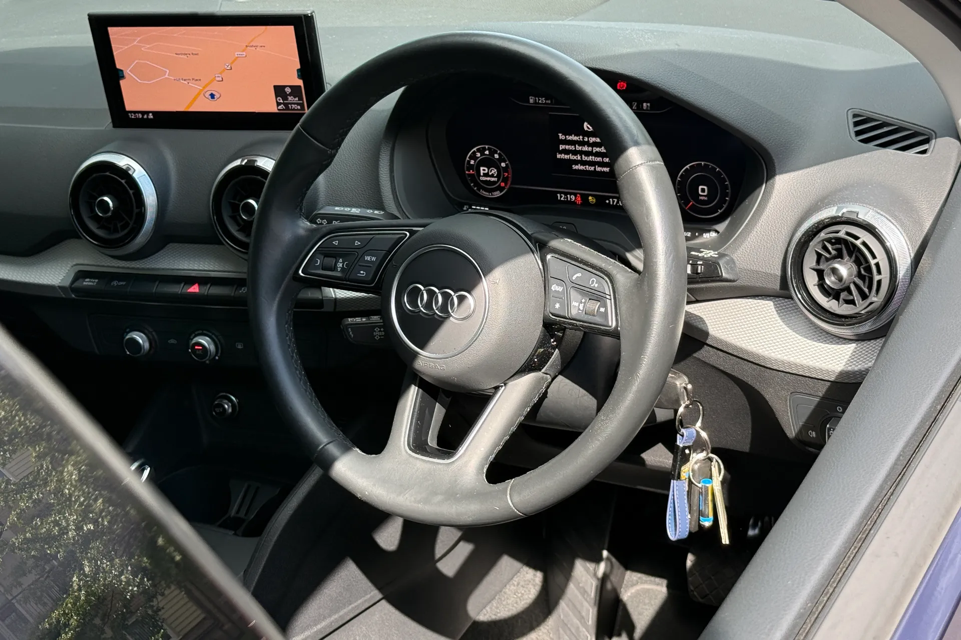 Audi Q2 thumbnail image number 31