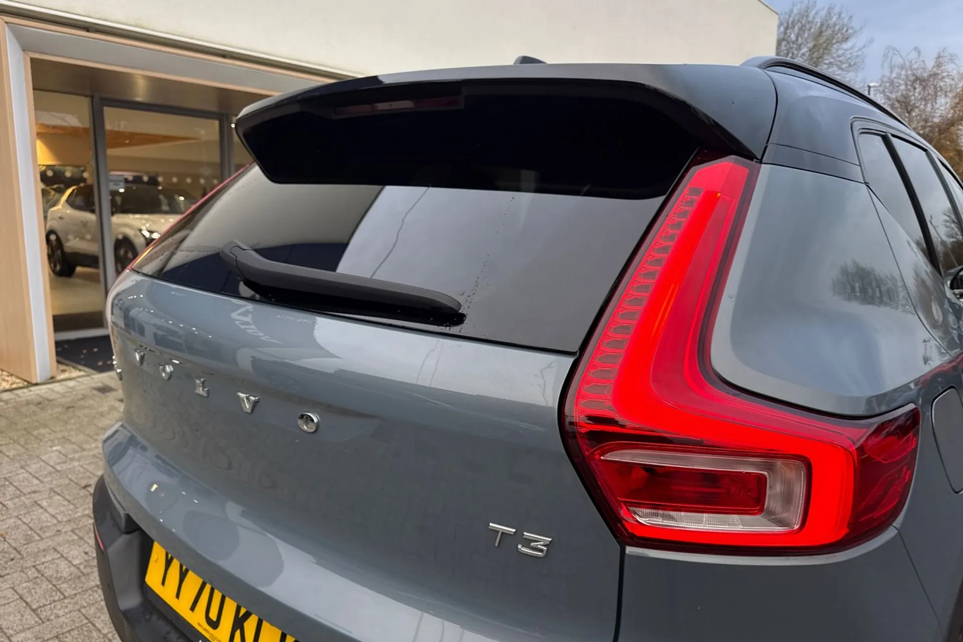 Volvo XC40 thumbnail image number 16