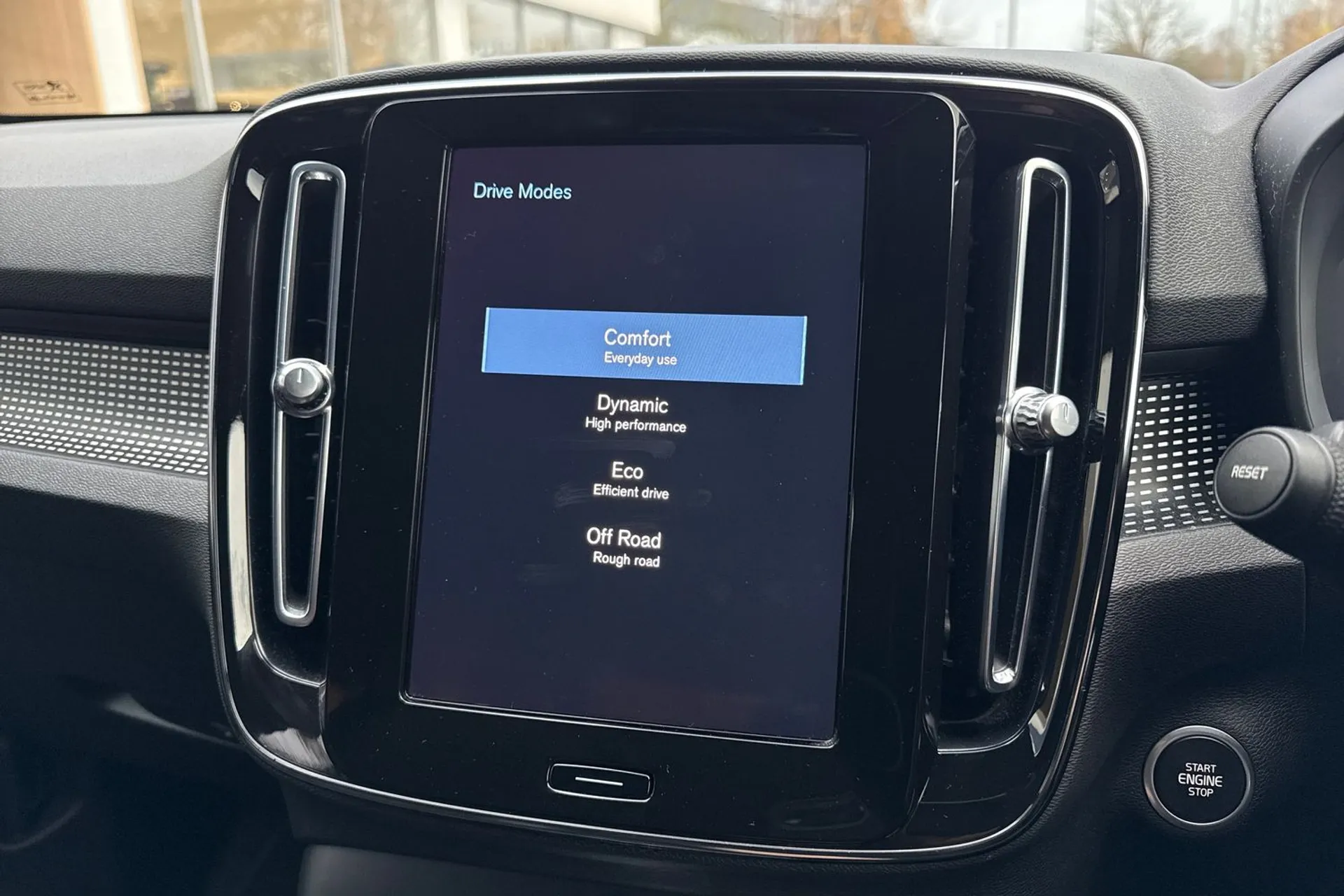 Volvo XC40 thumbnail image number 45